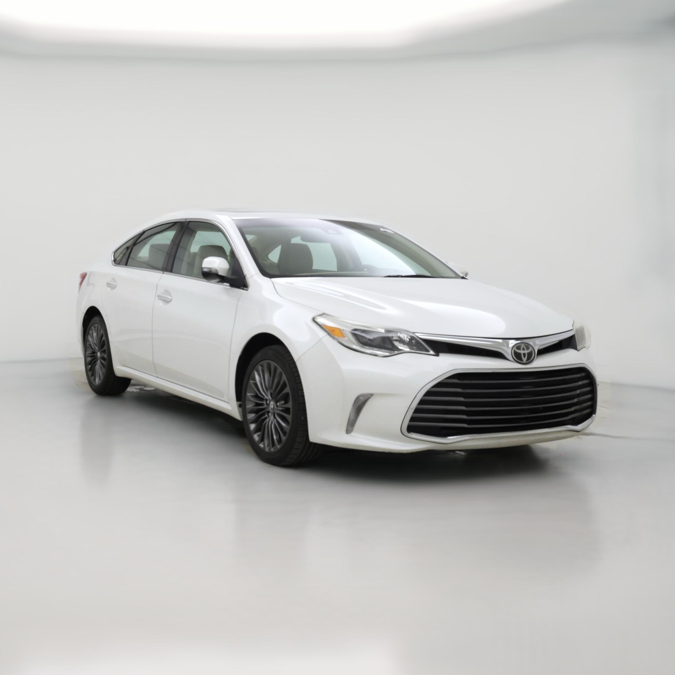 Thumbnail: 2017 Toyota Avalon - 1