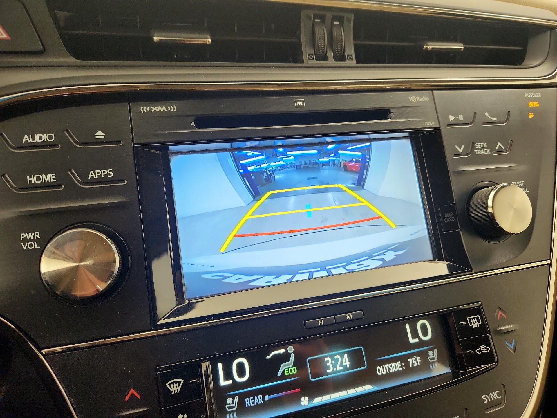 Thumbnail: 2017 Toyota Avalon - 14