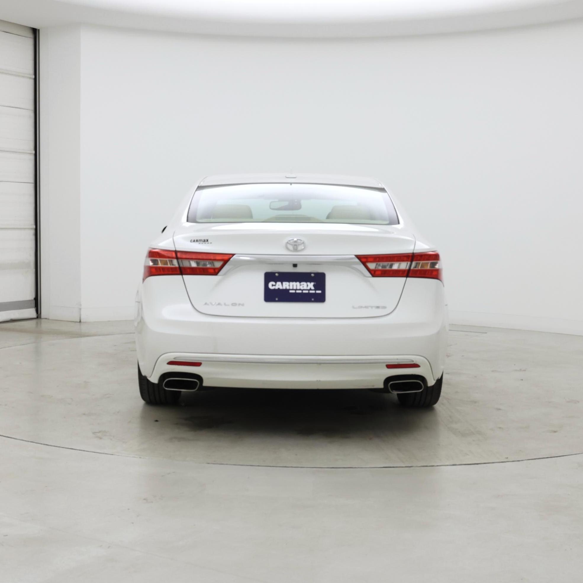 Thumbnail: 2017 Toyota Avalon - 6