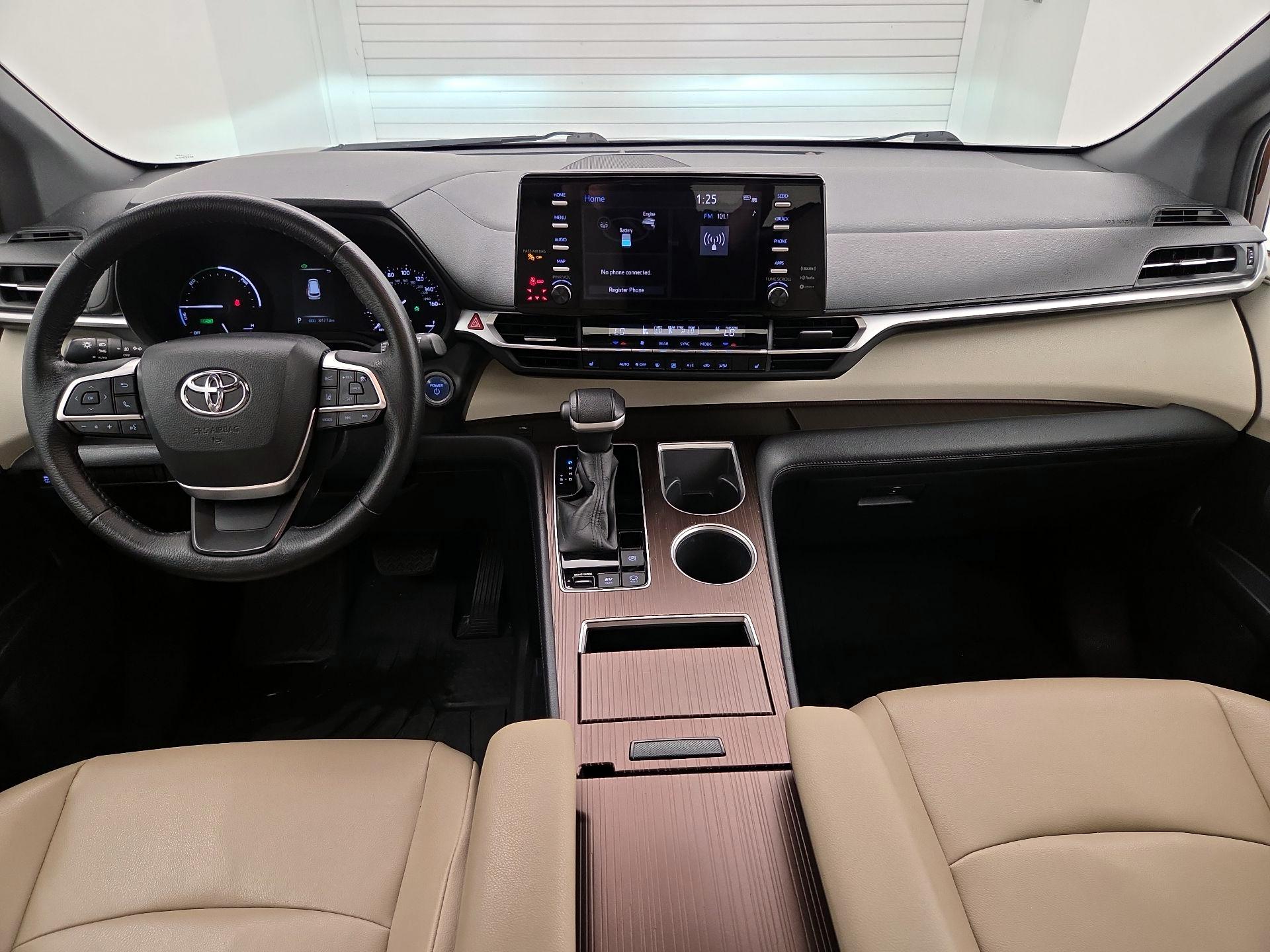 Thumbnail: 2021 Toyota Sienna - 9