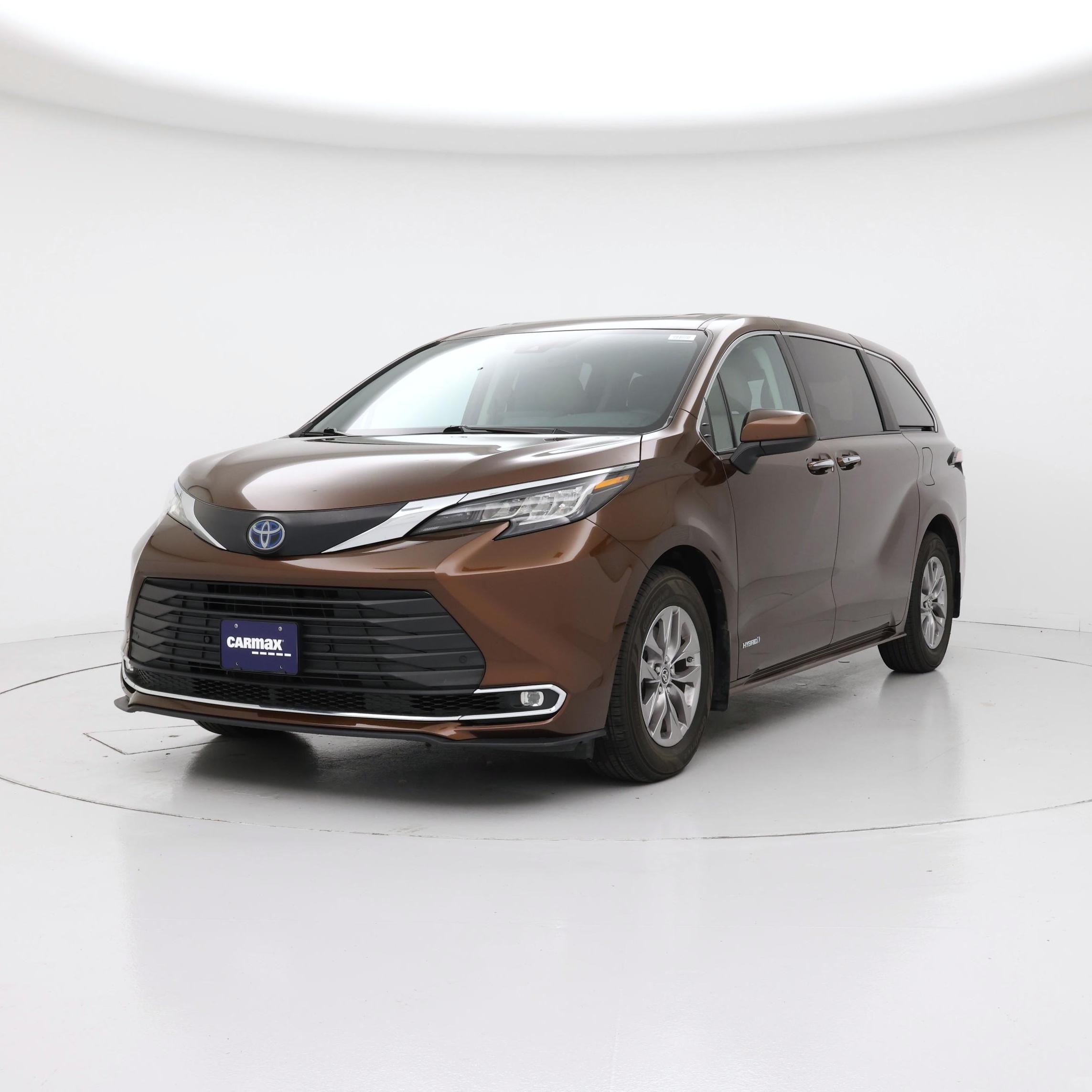 Thumbnail: 2021 Toyota Sienna - 4