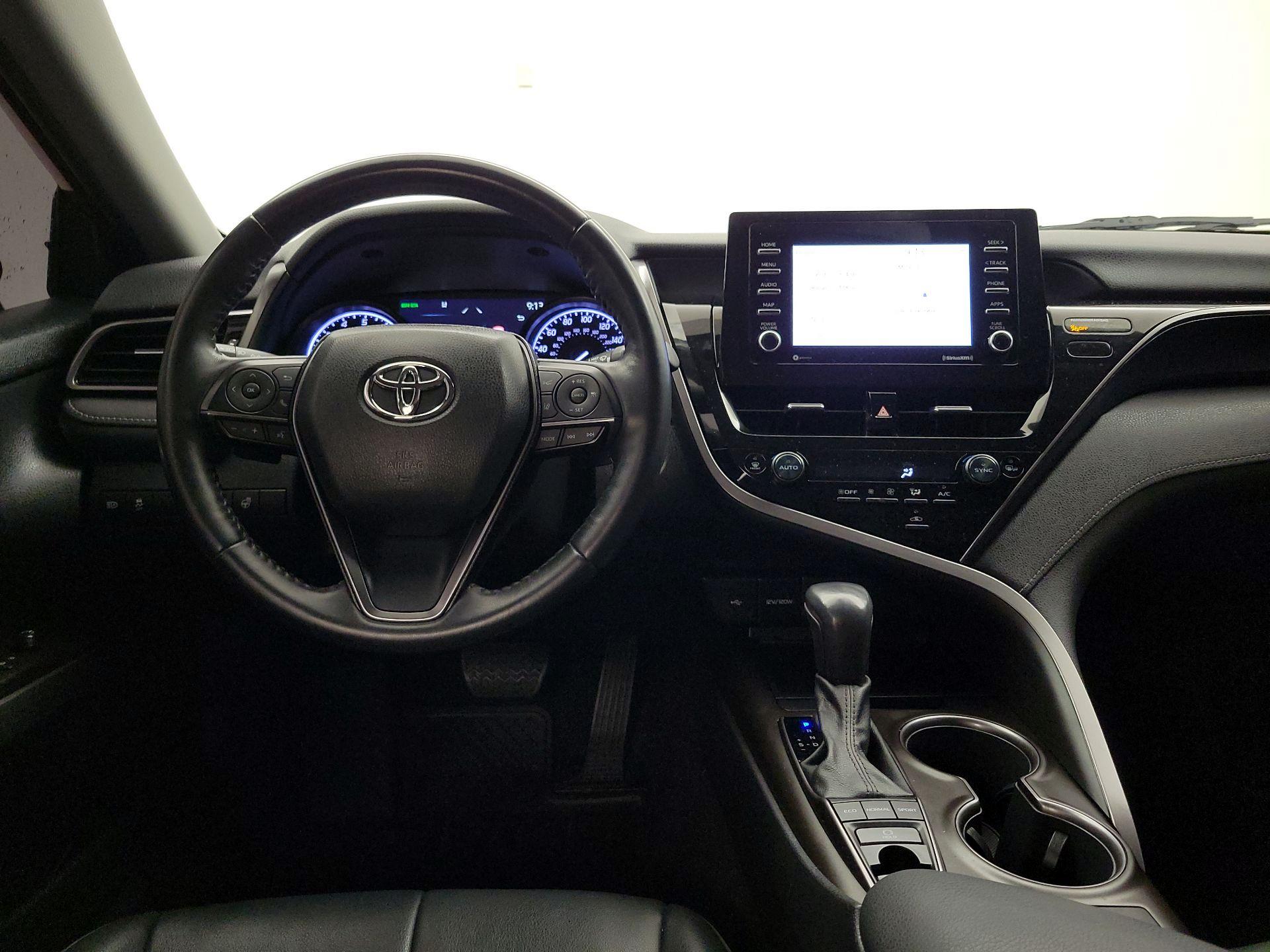 Thumbnail: 2022 Toyota Camry - 9