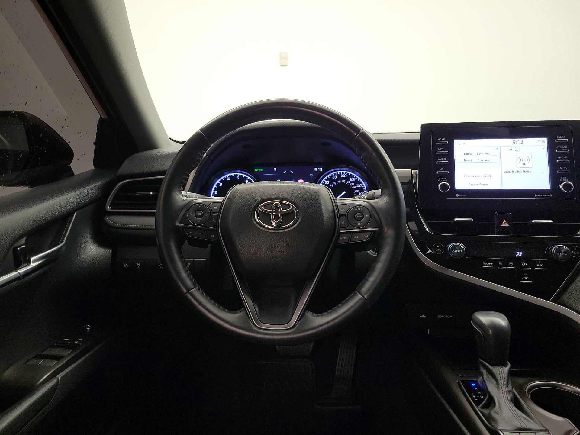 Thumbnail: 2022 Toyota Camry - 10