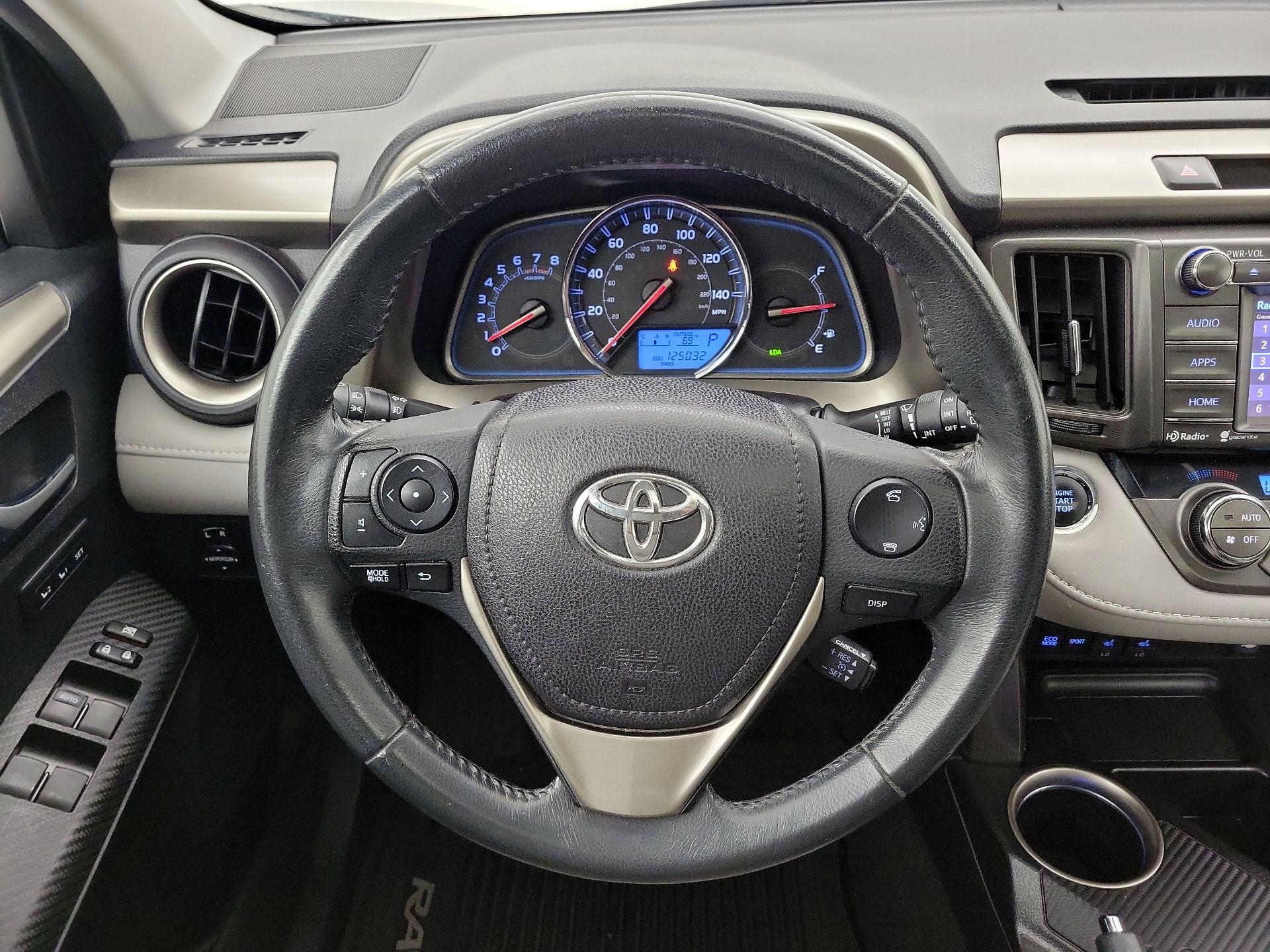 Thumbnail: 2014 Toyota RAV4 - 10