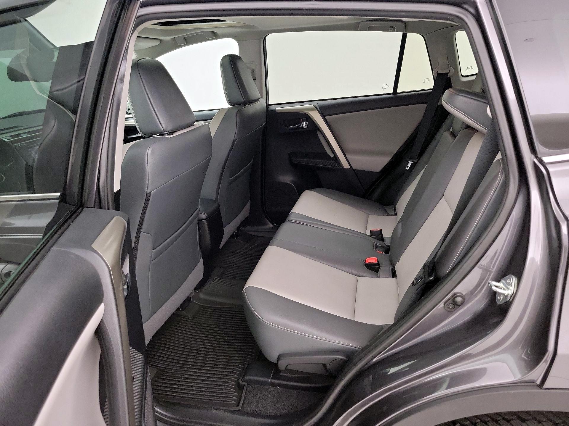 Thumbnail: 2014 Toyota RAV4 - 20