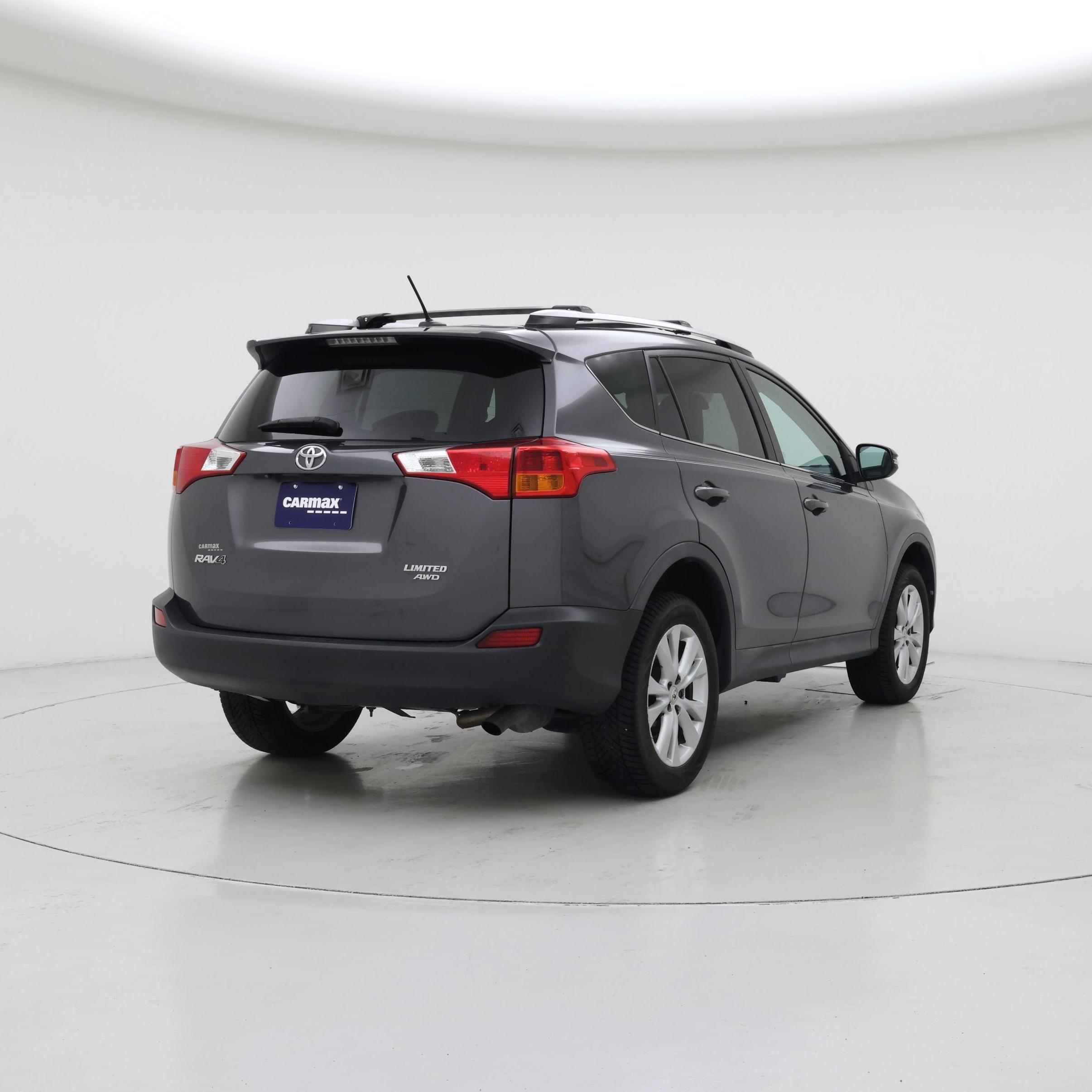 Thumbnail: 2014 Toyota RAV4 - 8
