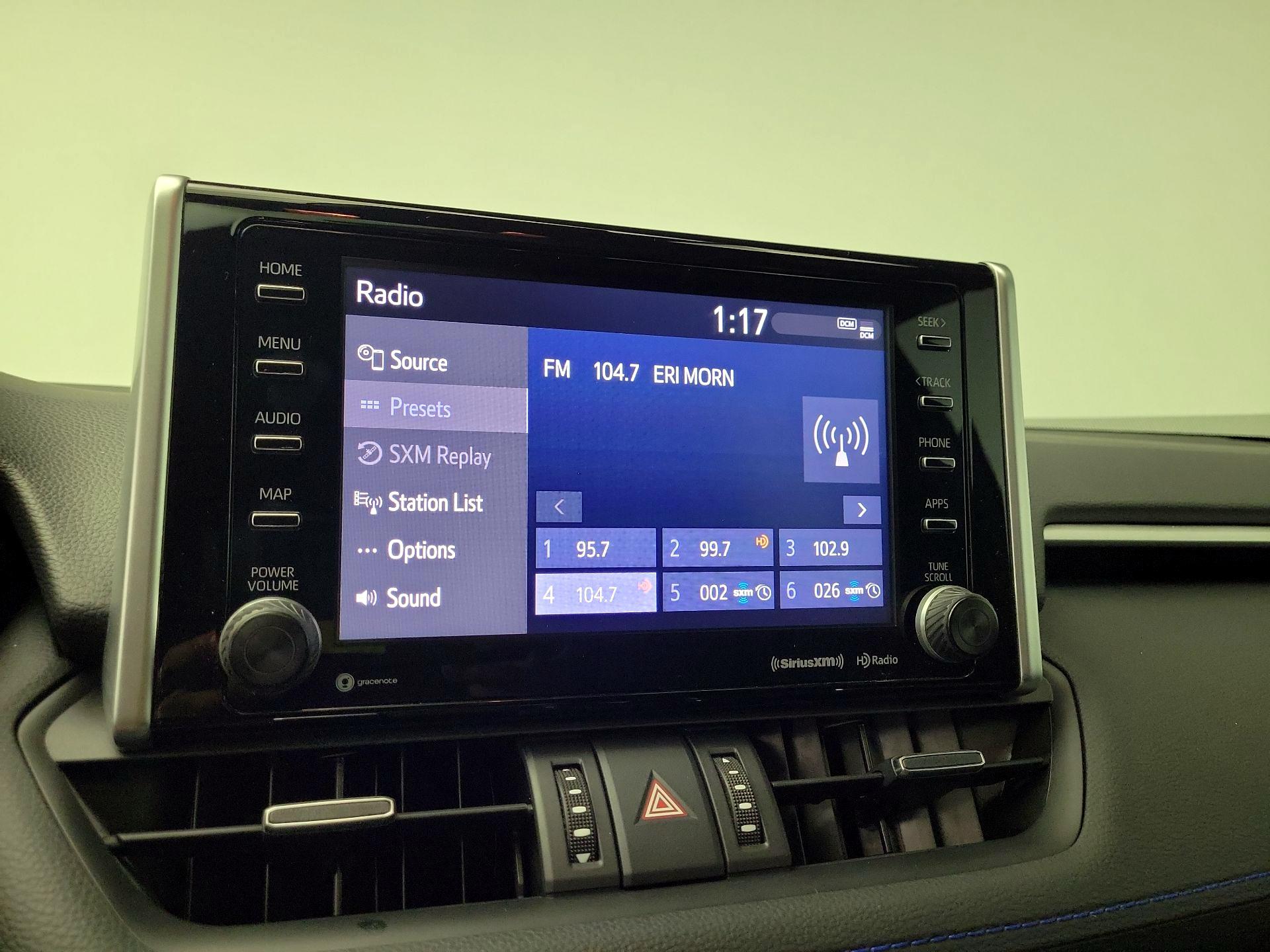 Thumbnail: 2021 Toyota RAV4 - 15
