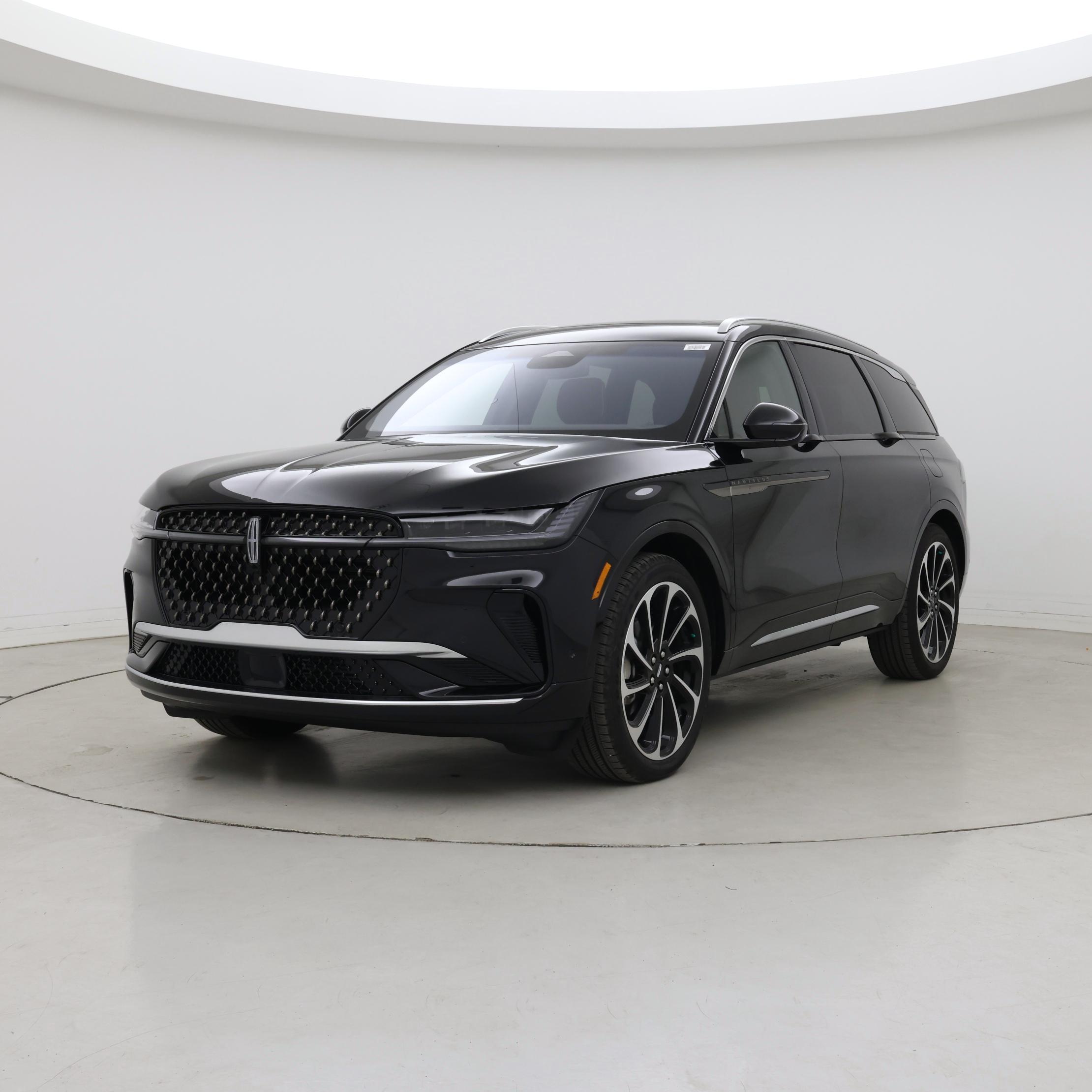 Thumbnail: 2024 Lincoln Nautilus - 4