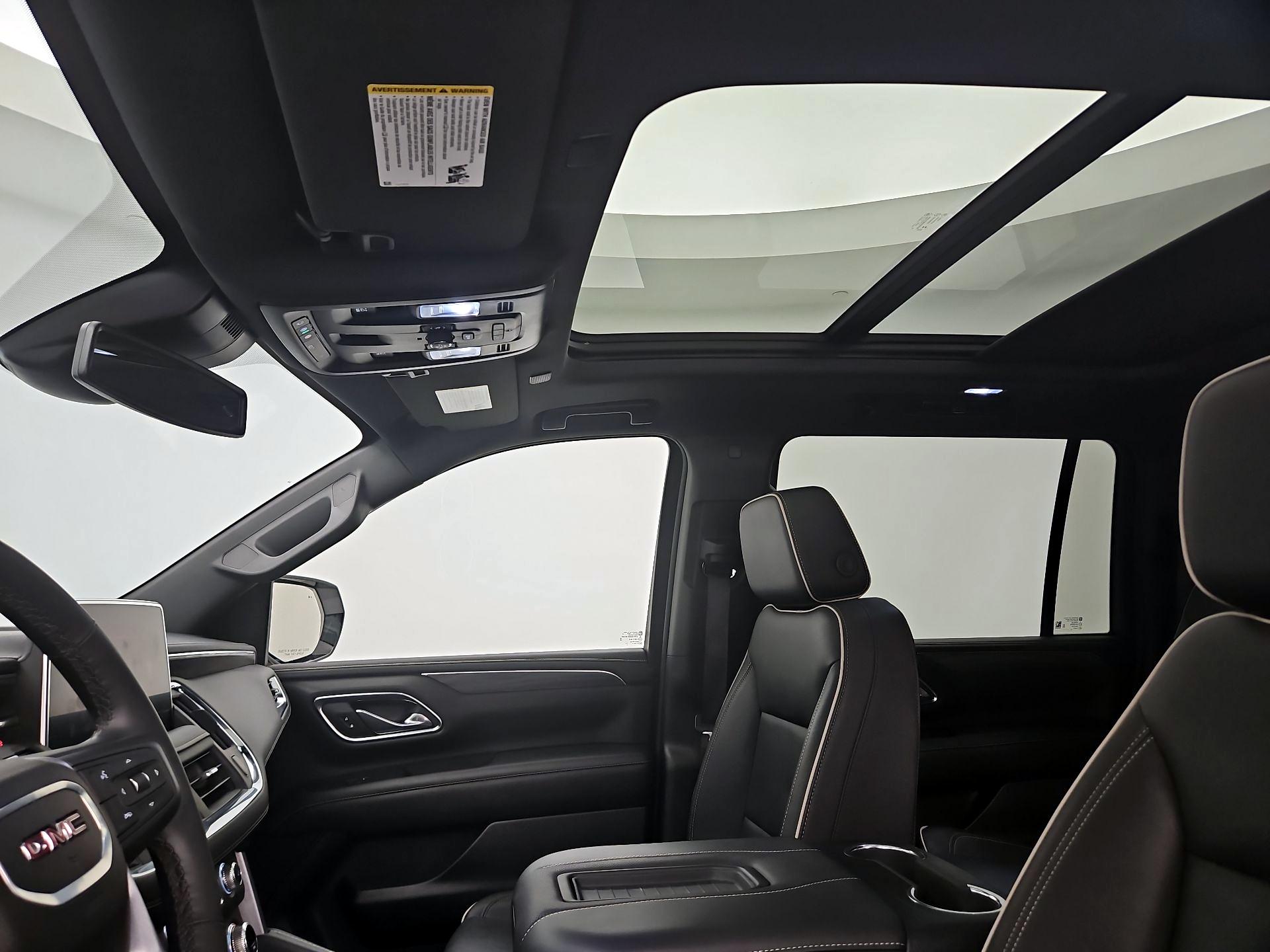 Thumbnail: 2024 GMC Yukon XL - 19
