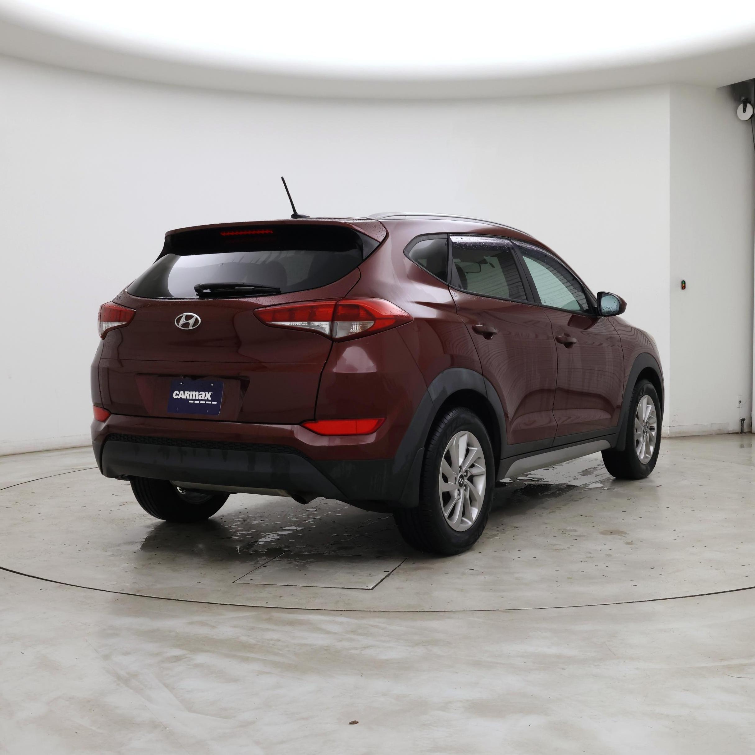 Thumbnail: 2017 Hyundai Tucson - 8