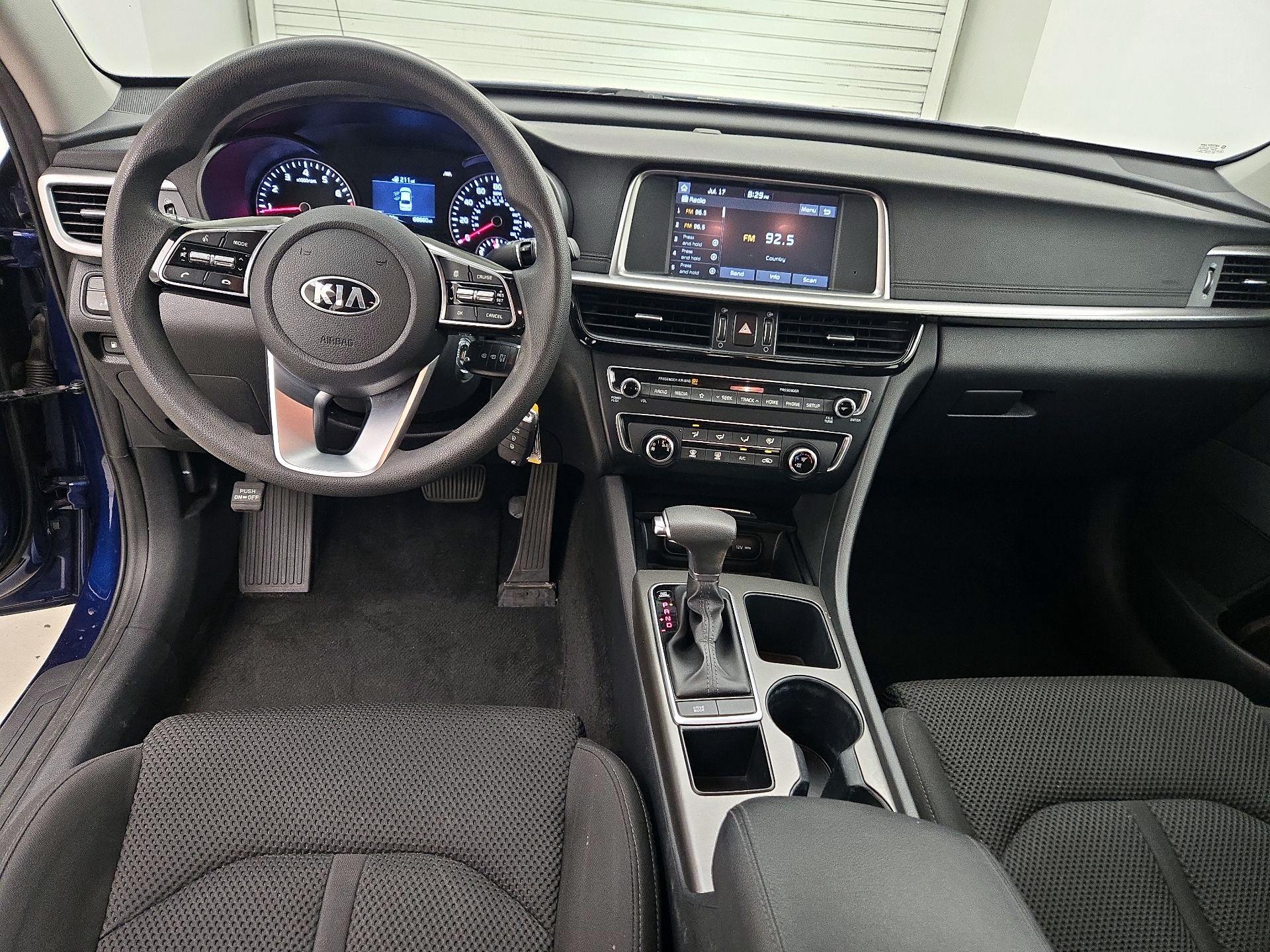 Thumbnail: 2020 Kia Optima - 9