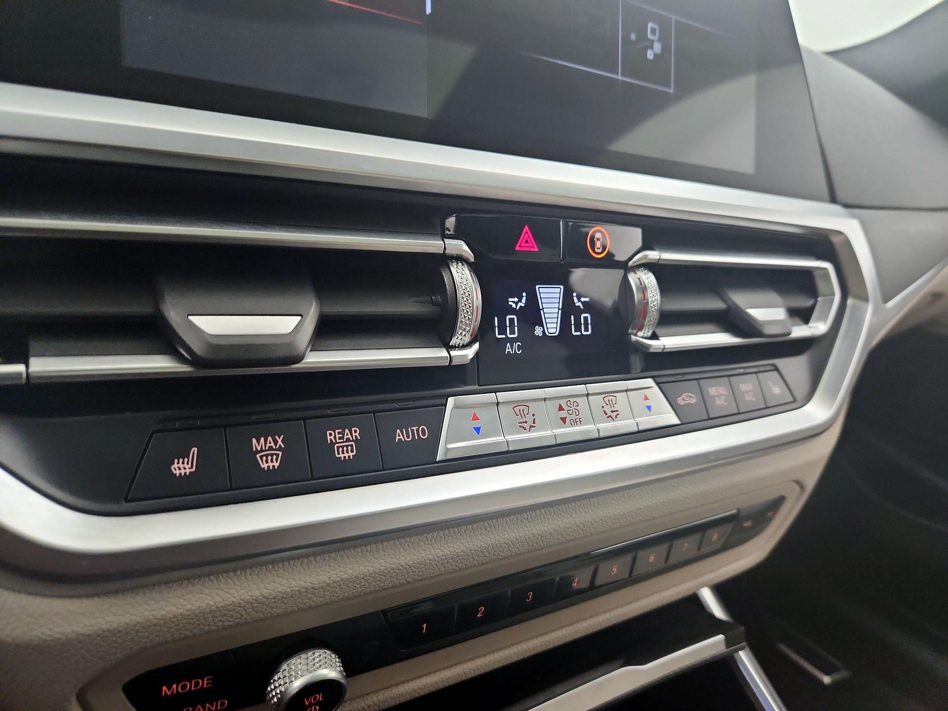 Thumbnail: 2021 BMW 3 Series - 16
