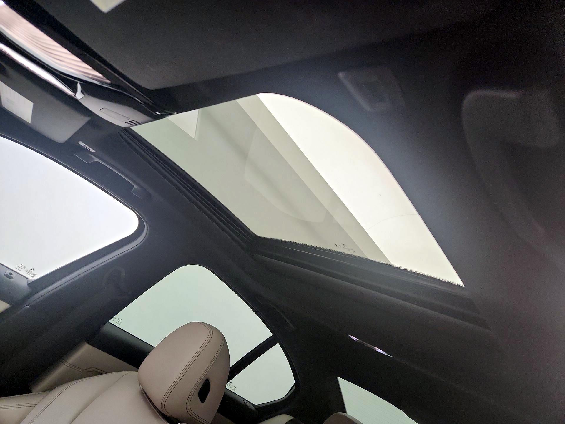 Thumbnail: 2021 BMW 3 Series - 19