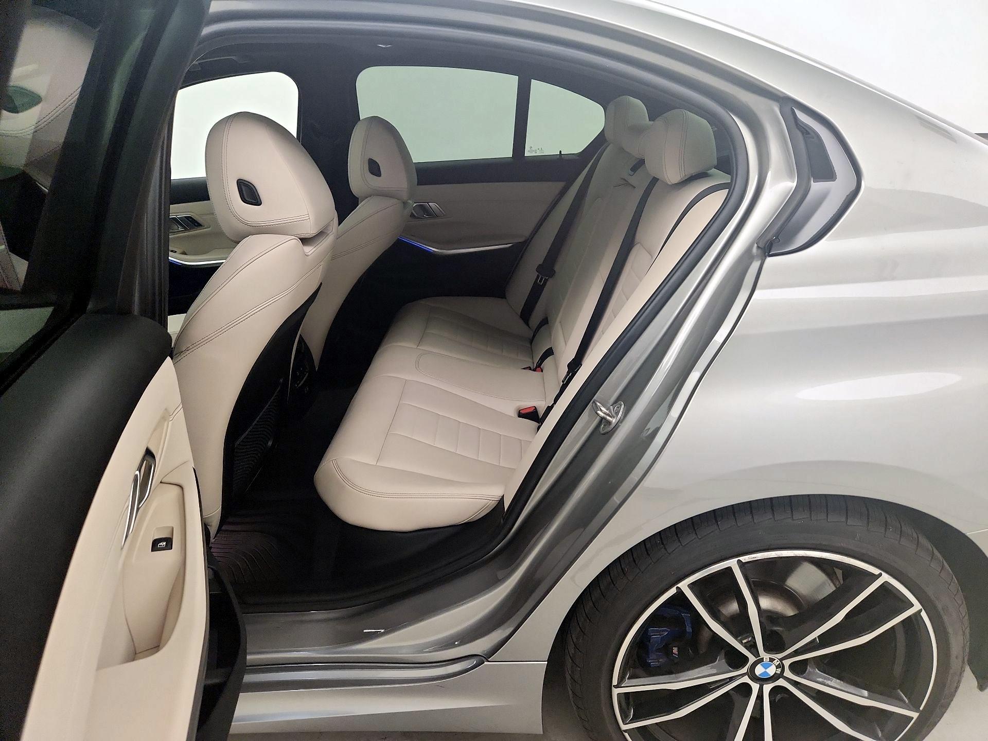 Thumbnail: 2021 BMW 3 Series - 20