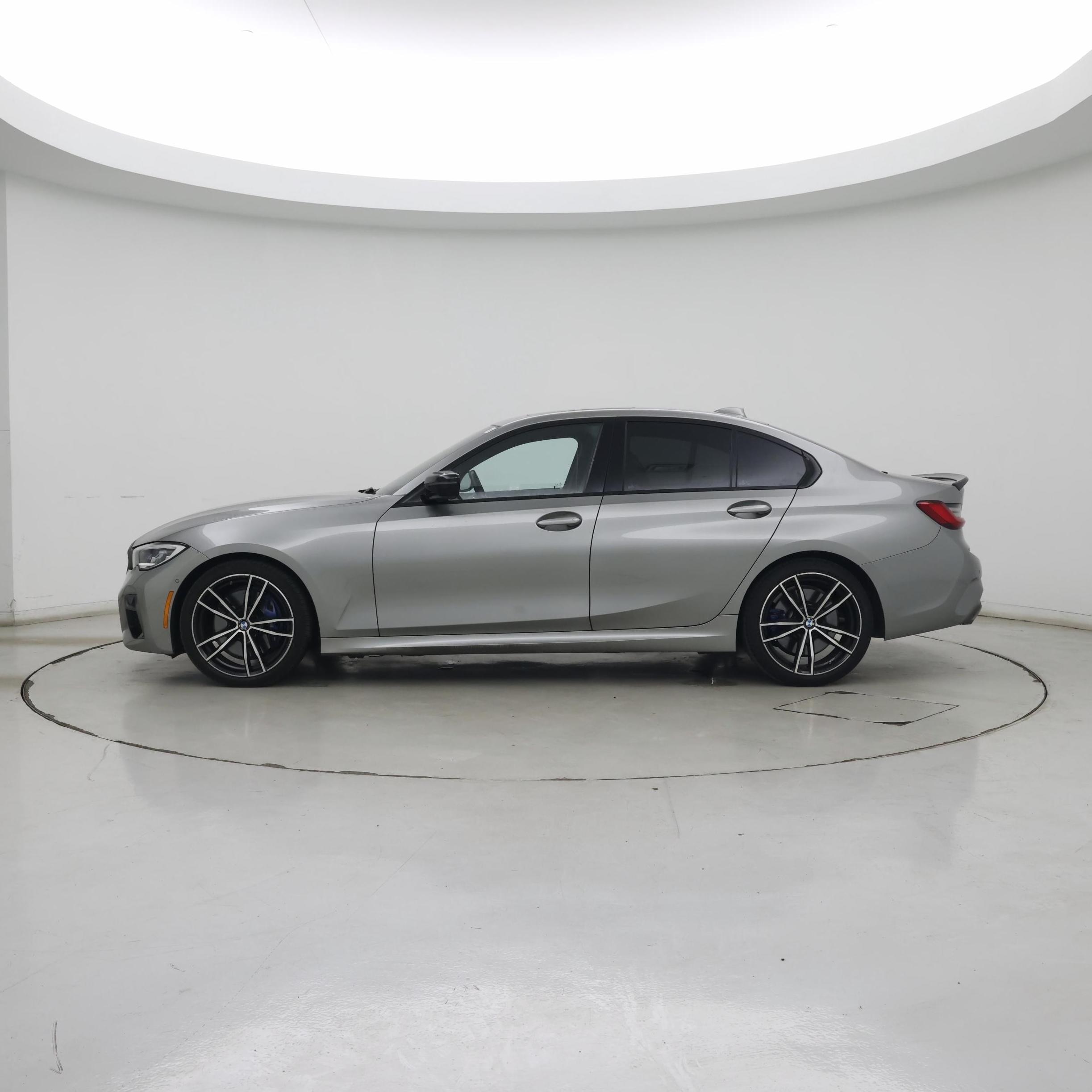 Thumbnail: 2021 BMW 3 Series - 3