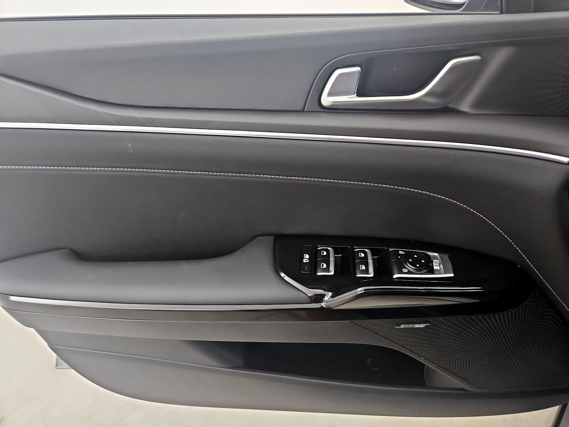 Thumbnail: 2026 Kia K5 - 12