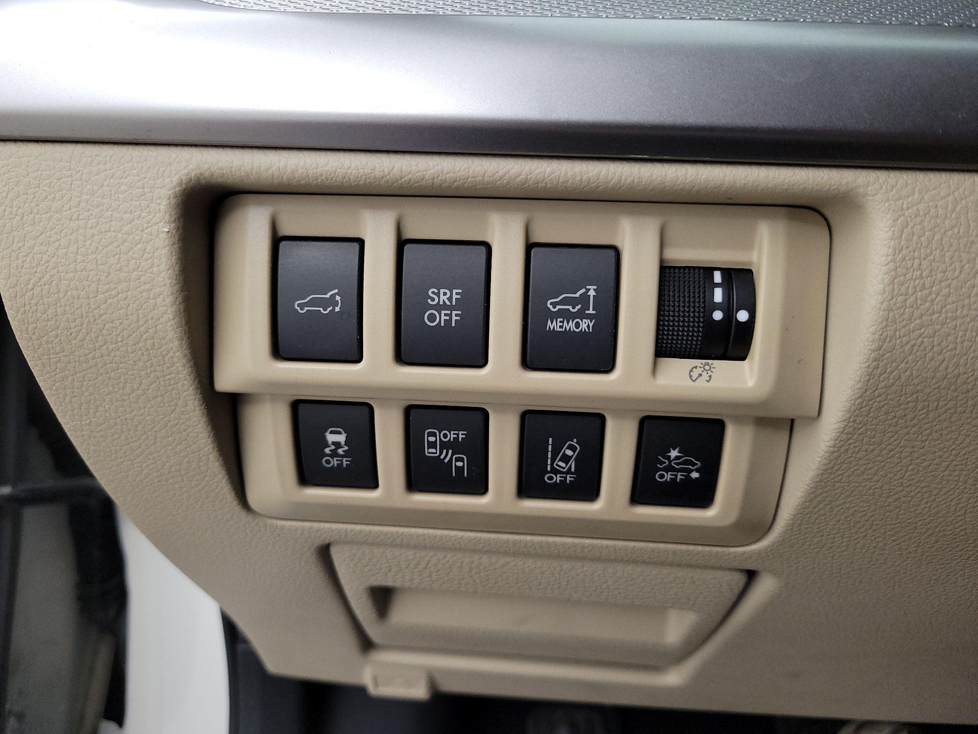Thumbnail: 2016 Subaru Outback - 13