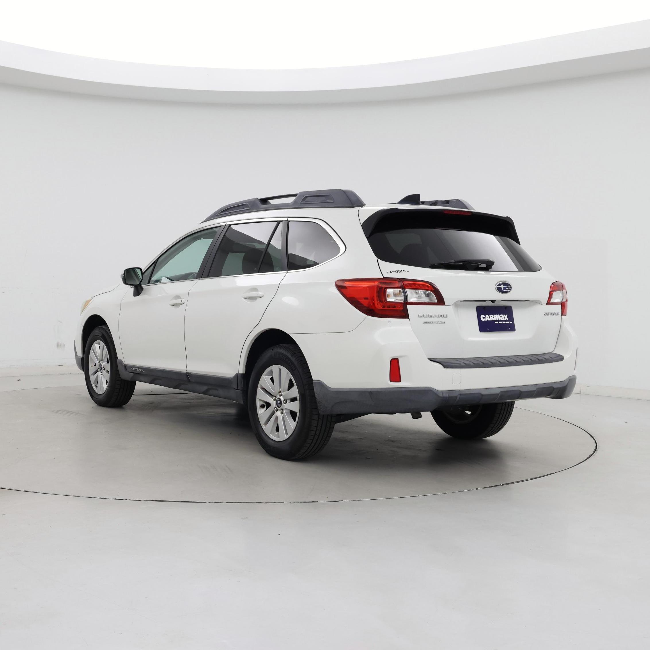 Thumbnail: 2016 Subaru Outback - 2