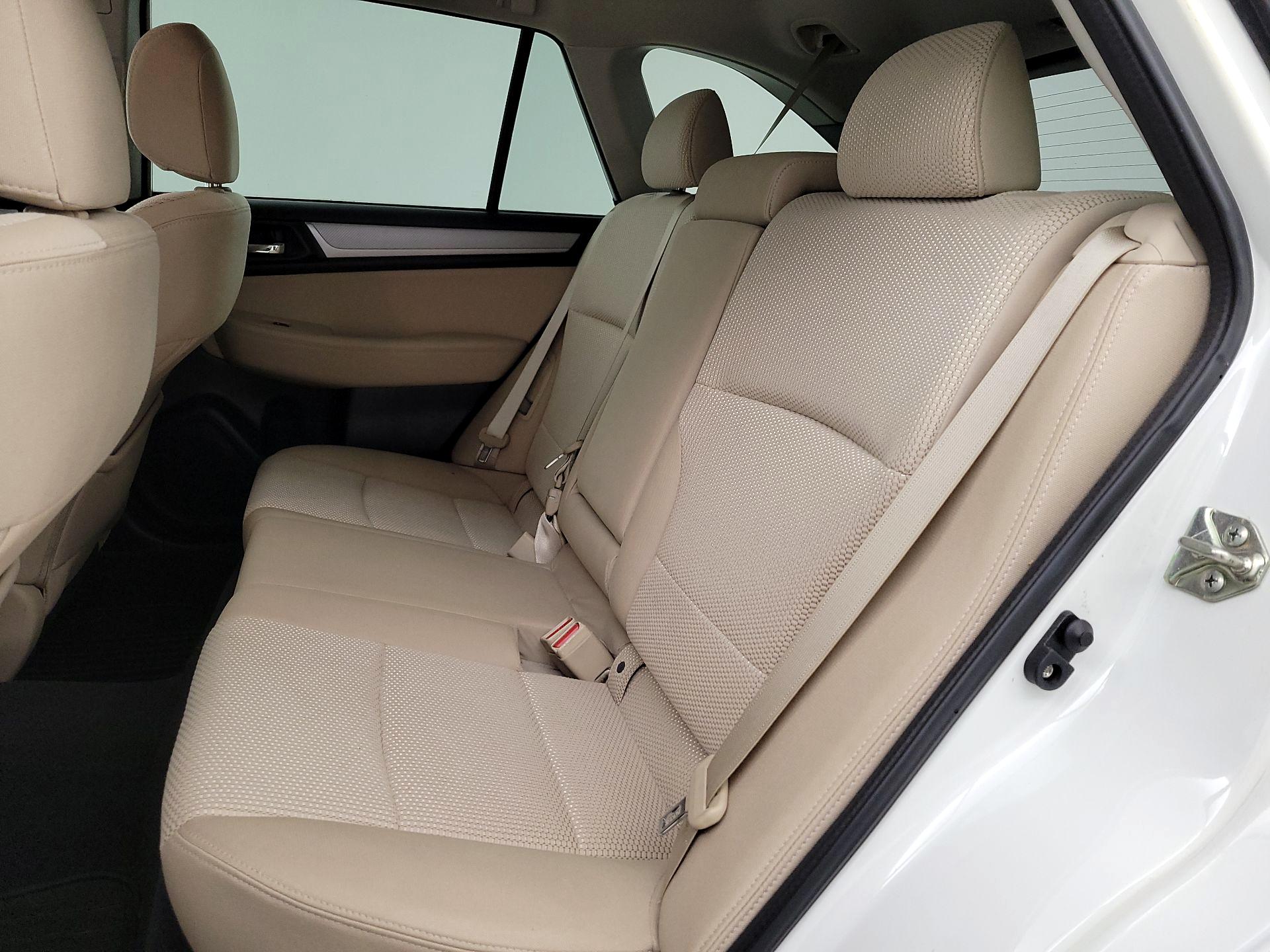 Thumbnail: 2016 Subaru Outback - 19