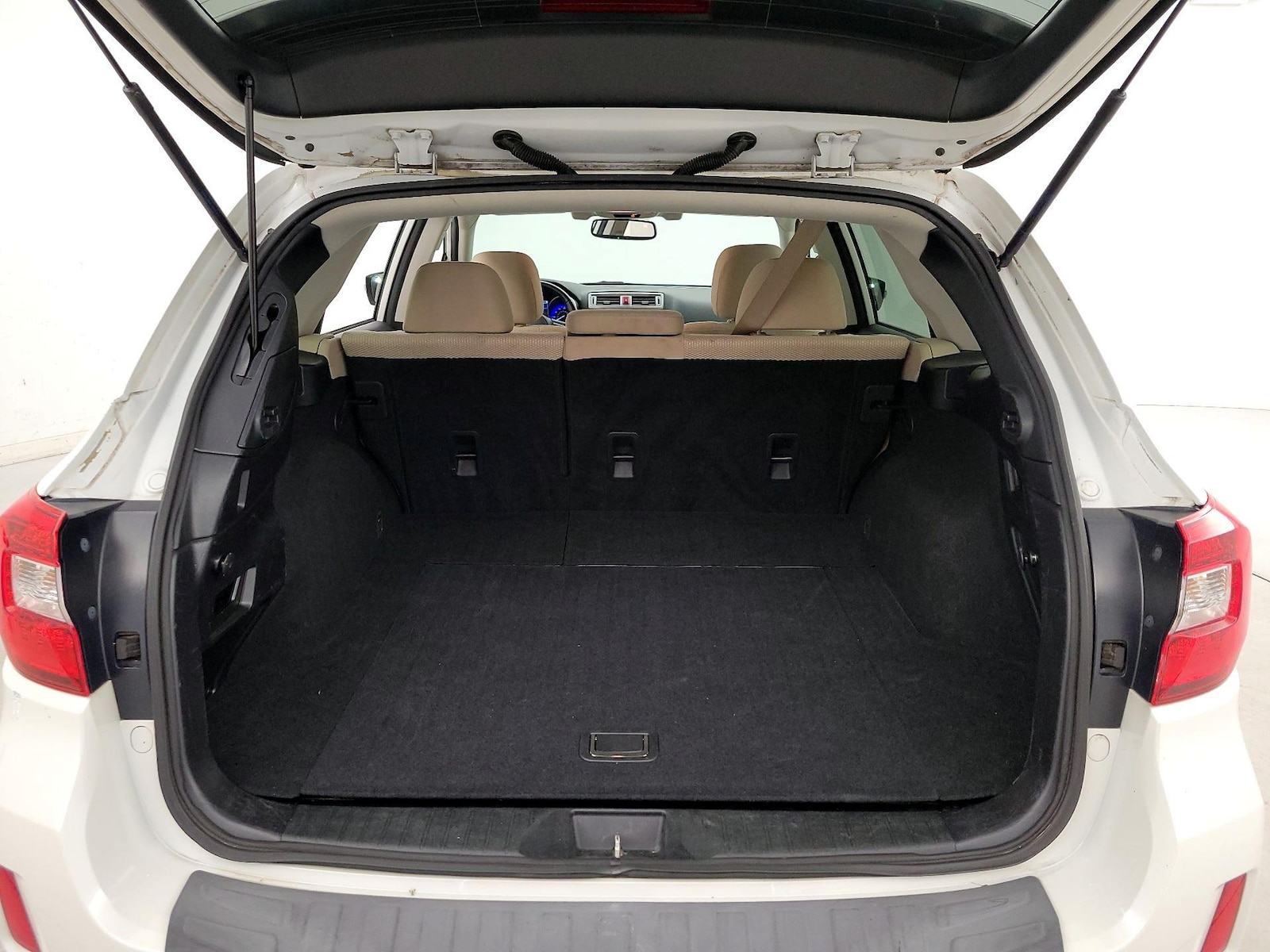 2016 Subaru Outback Premium - Photo 21
