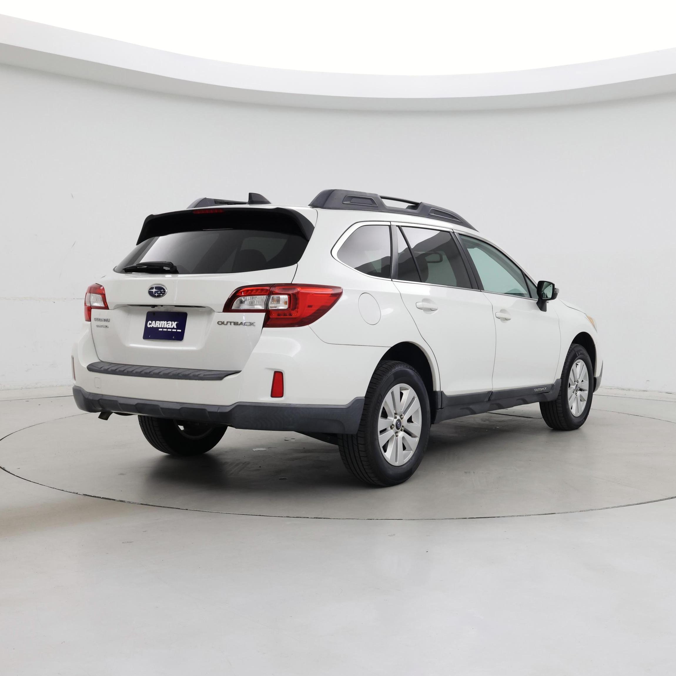 Thumbnail: 2016 Subaru Outback - 8