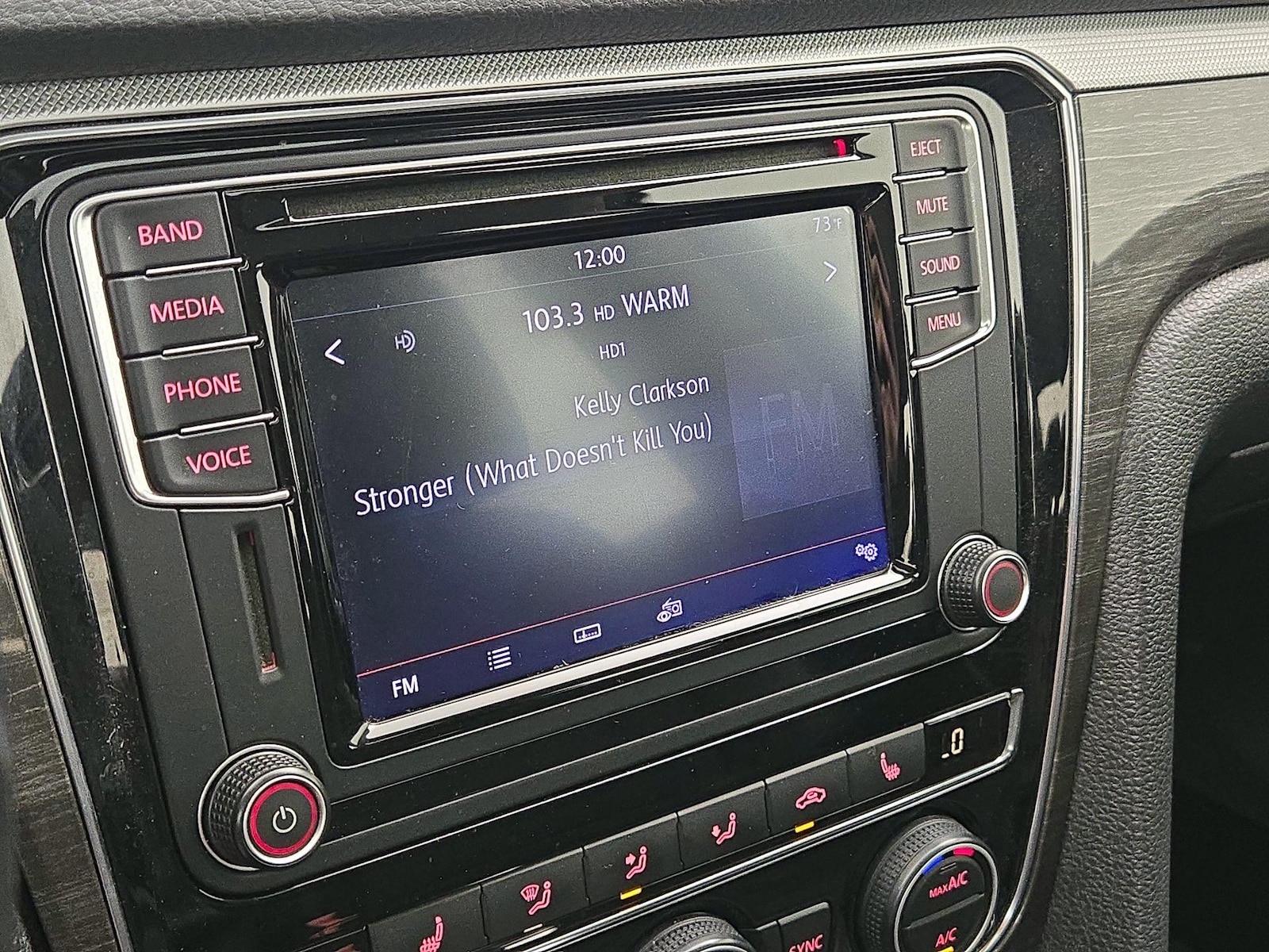 2017 Volkswagen Passat SE - Photo 16