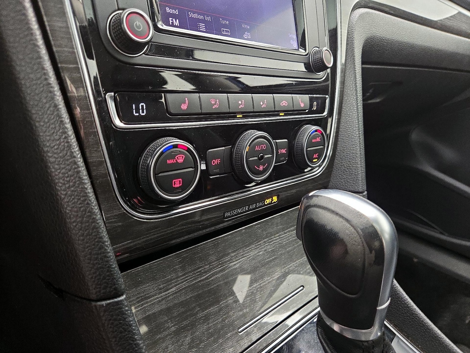 2017 Volkswagen Passat SE - Photo 17