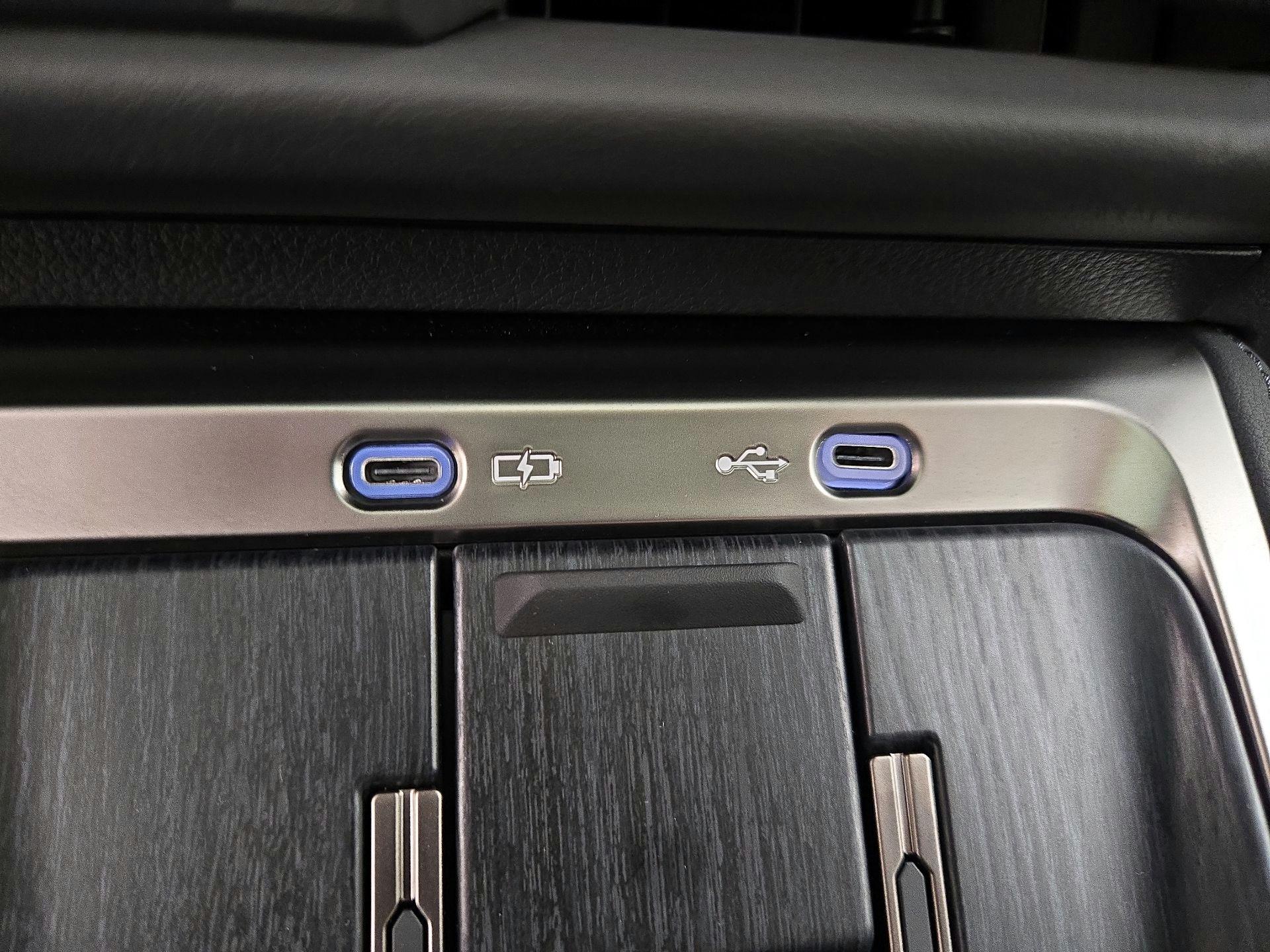 Thumbnail: 2025 Lexus GX - 18