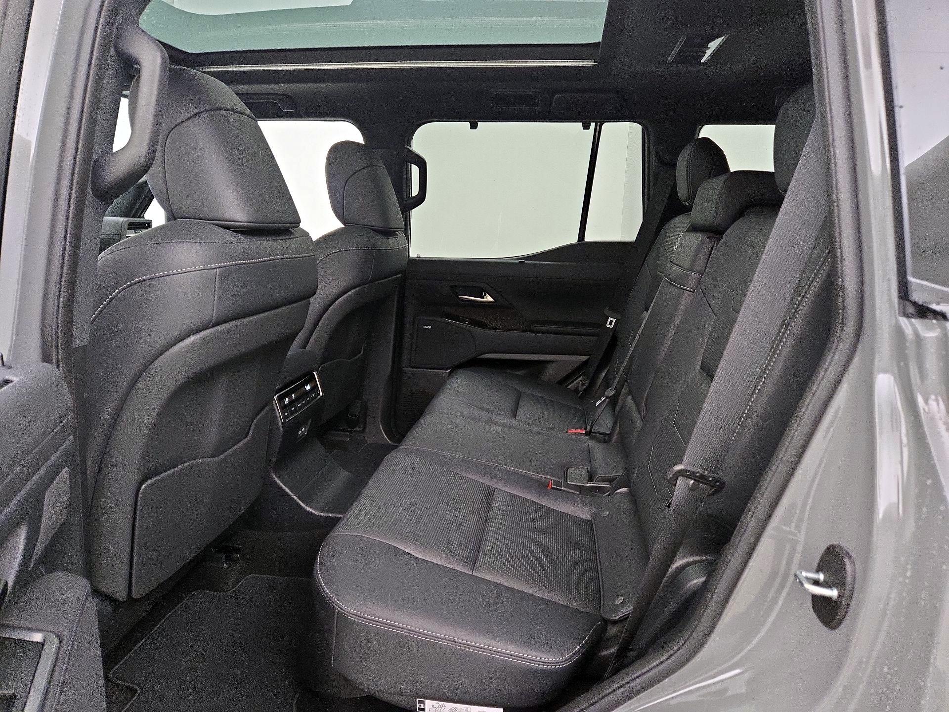 Thumbnail: 2025 Lexus GX - 20