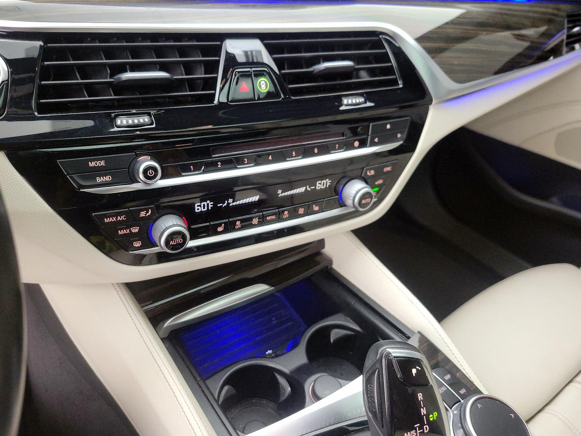 Thumbnail: 2019 BMW 5 Series - 16