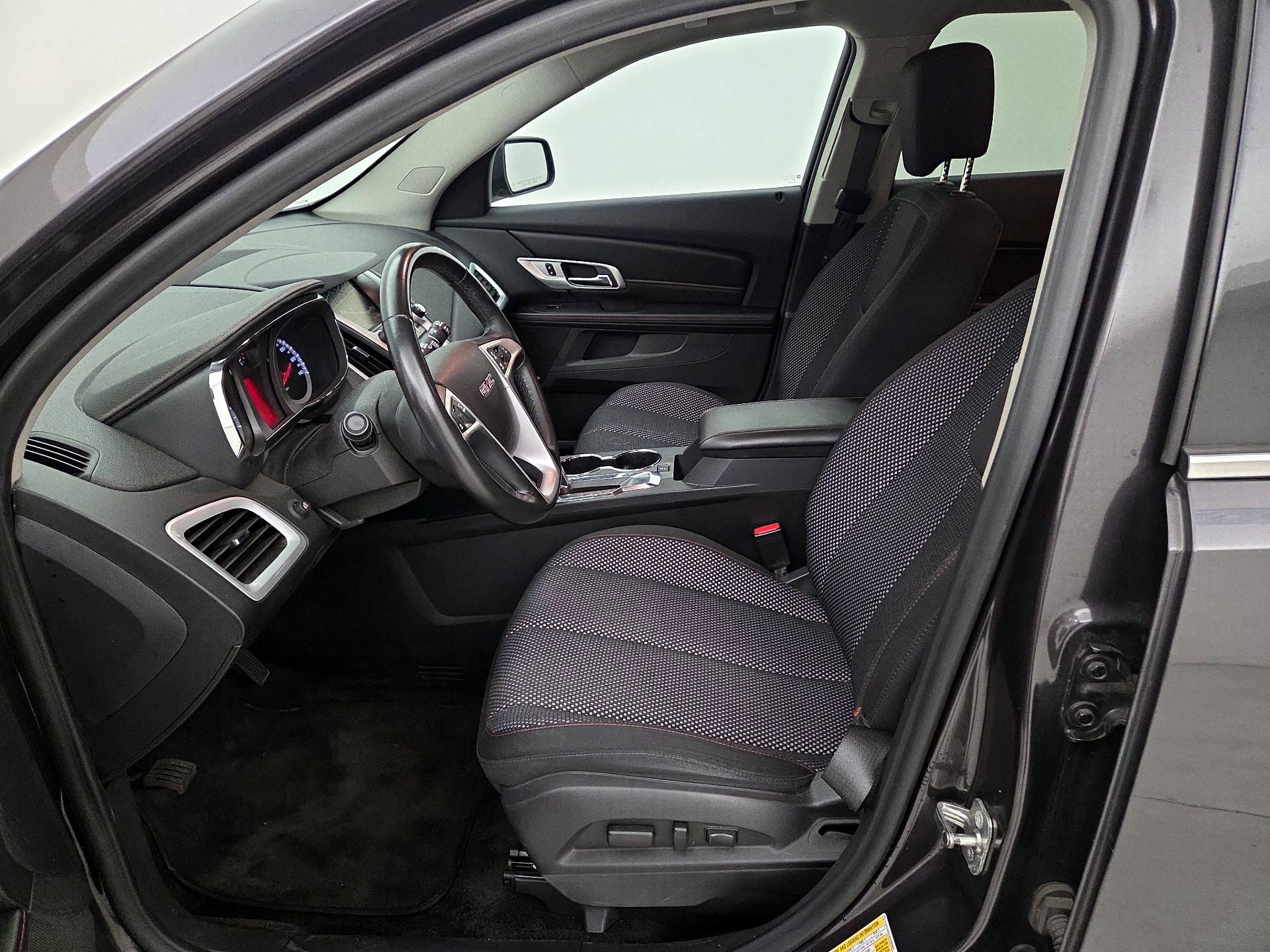 Thumbnail: 2015 GMC Terrain - 11