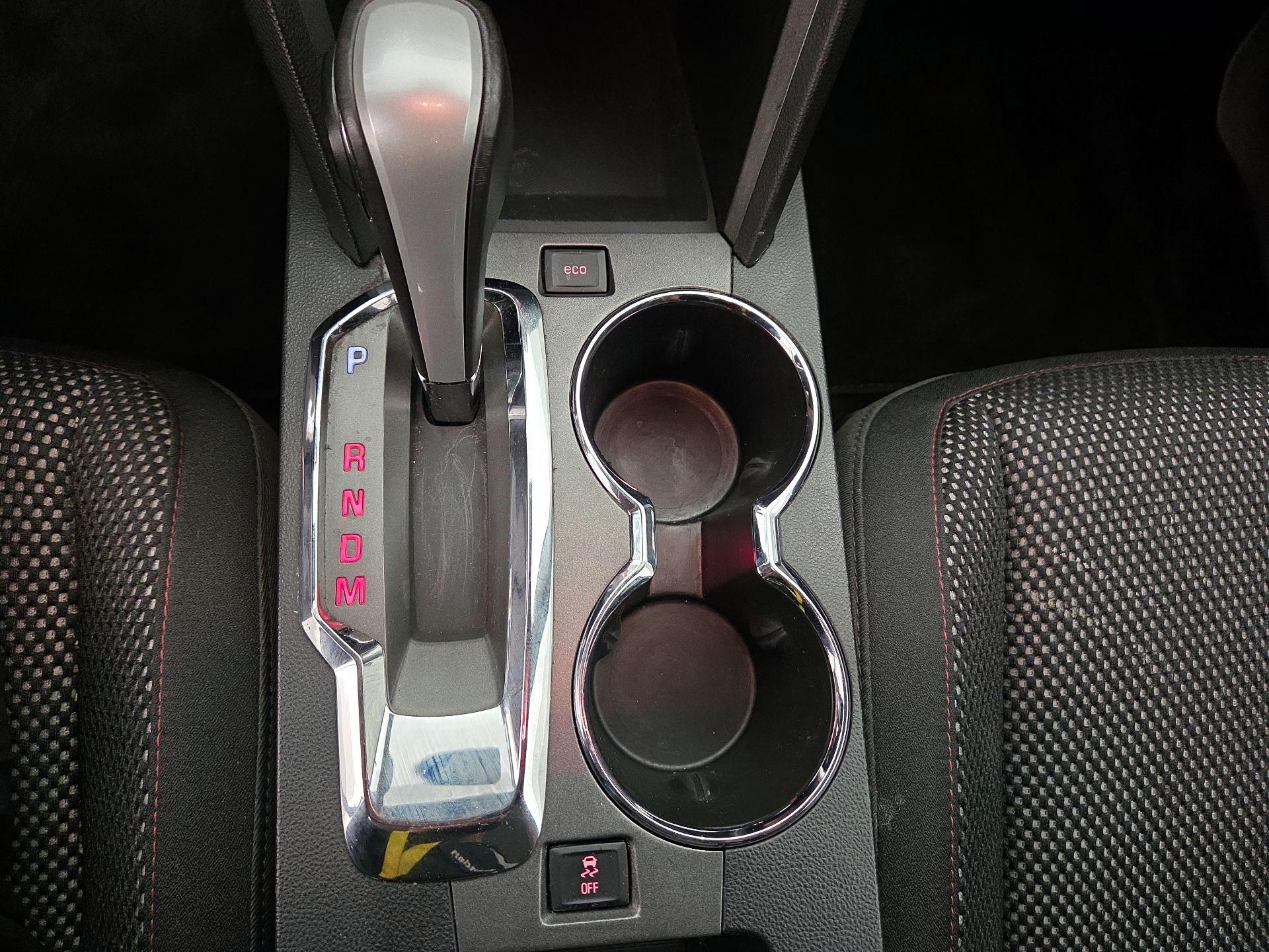 Thumbnail: 2015 GMC Terrain - 18