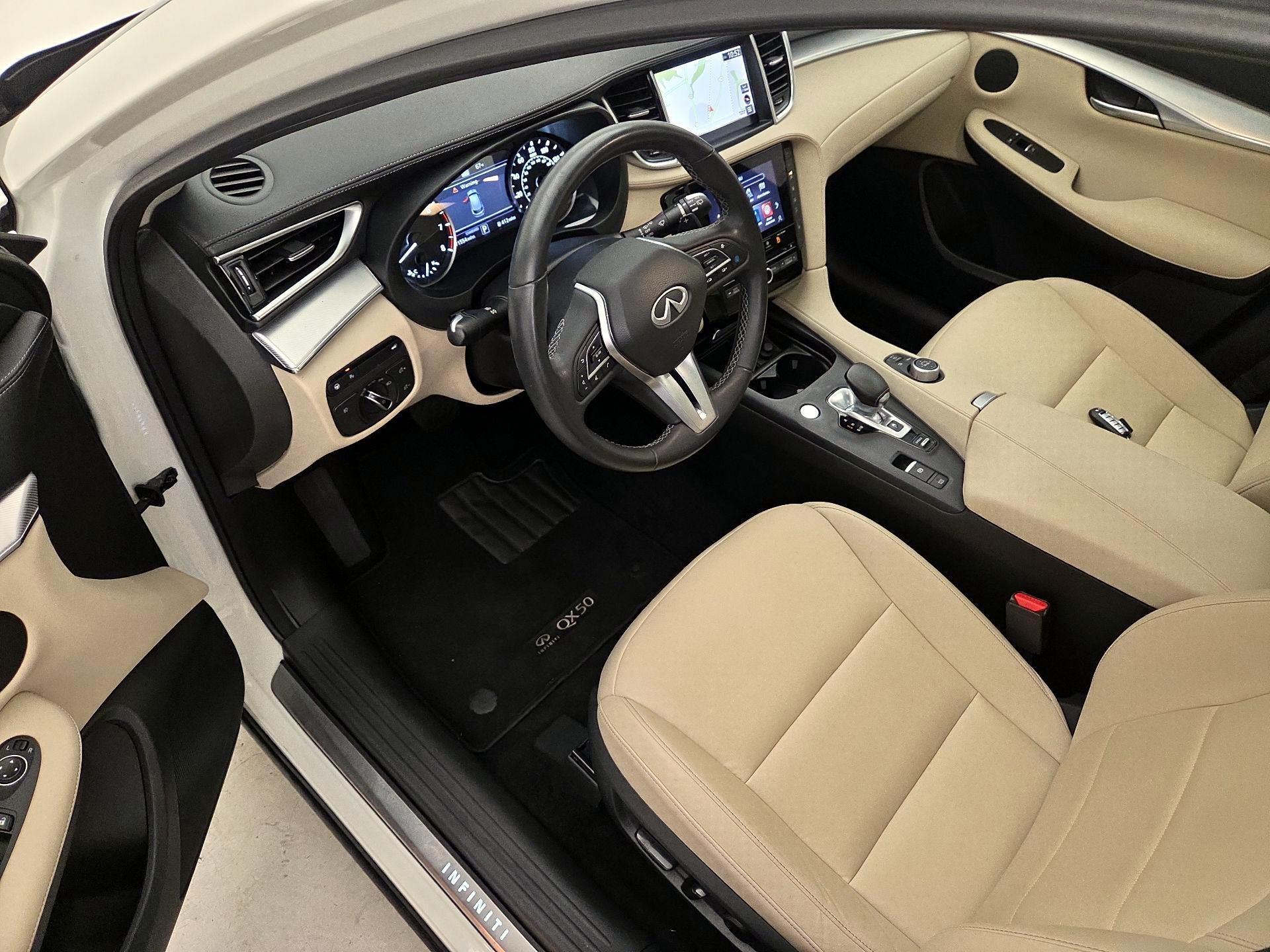 Thumbnail: 2021 INFINITI QX50 - 11