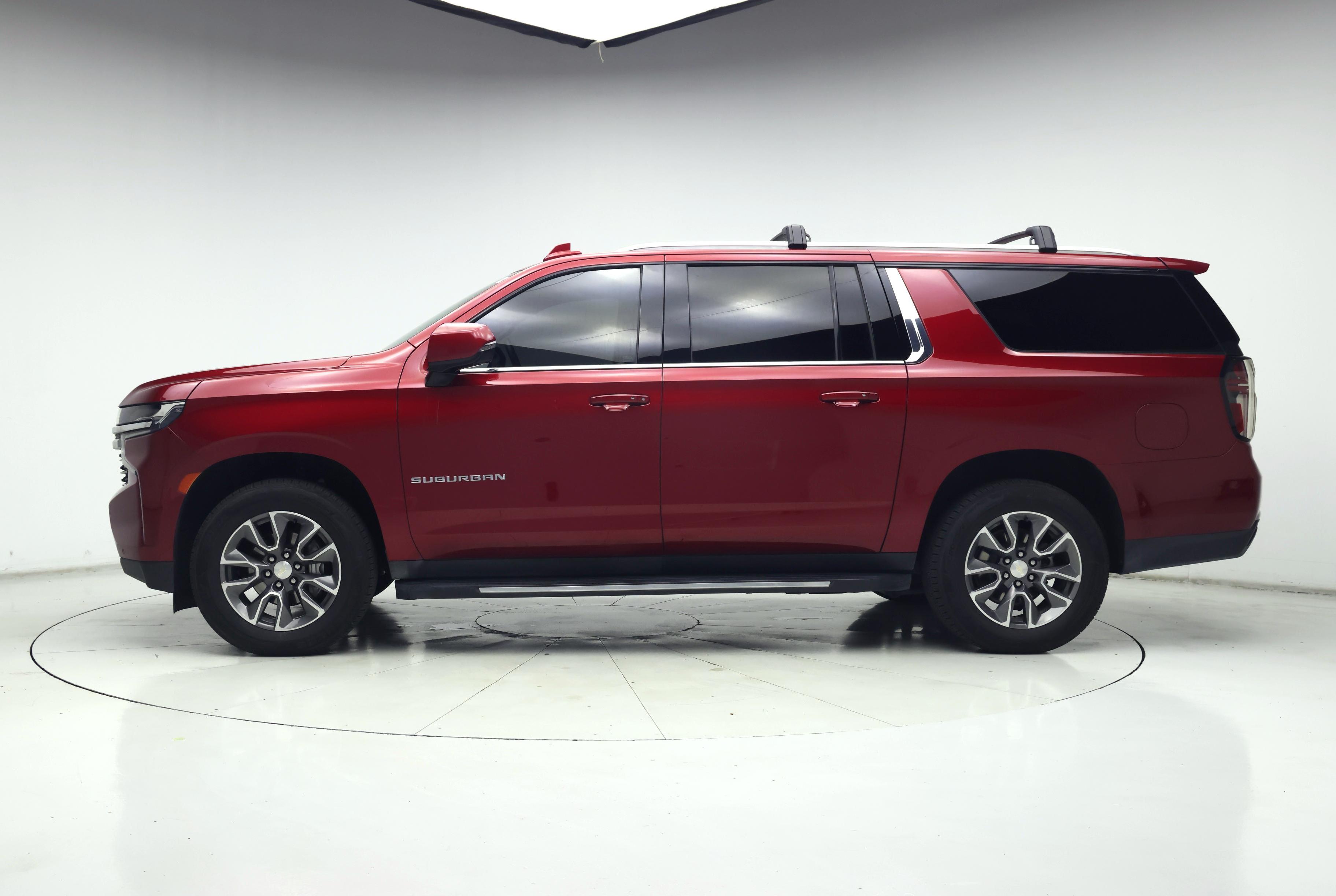 Thumbnail: 2023 Chevrolet Suburban - 3
