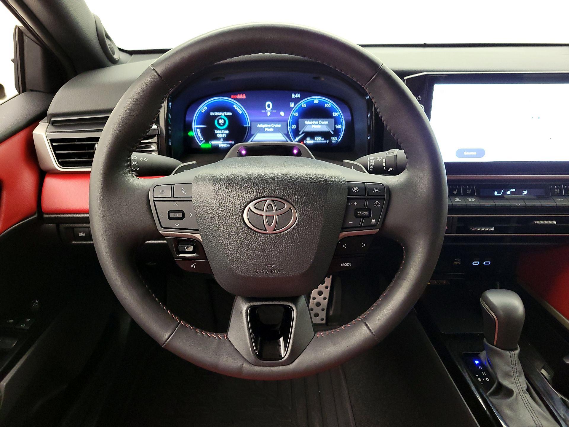 Thumbnail: 2025 Toyota Camry - 10