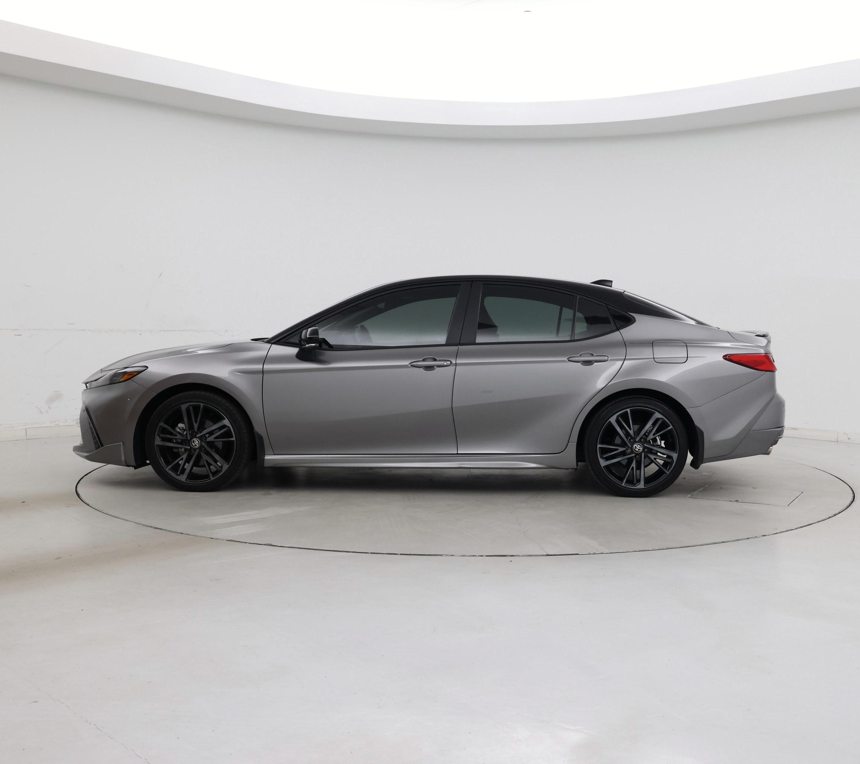 Thumbnail: 2025 Toyota Camry - 3