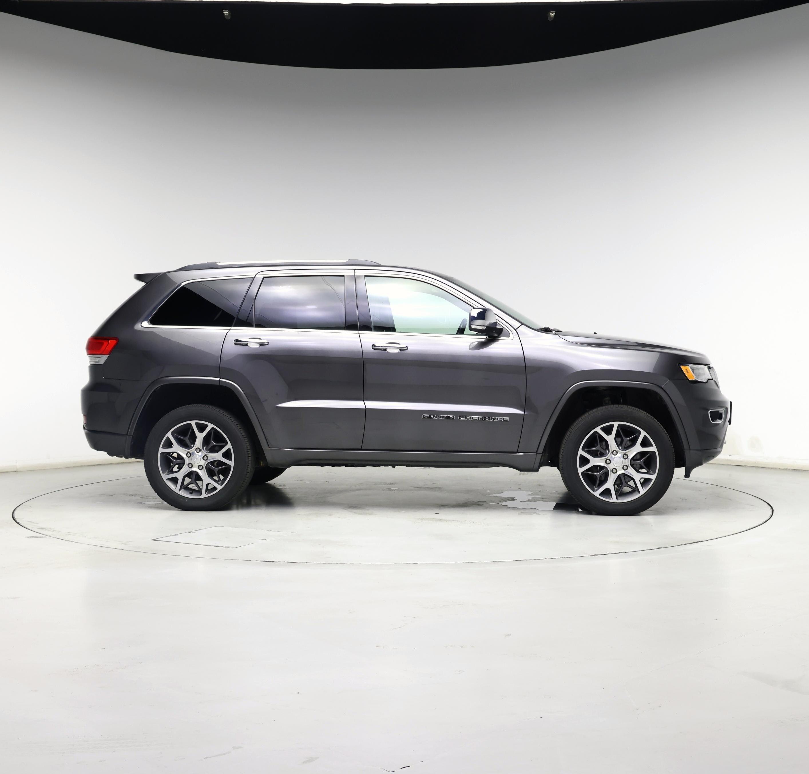 Thumbnail: 2020 Jeep Grand Cherokee - 7
