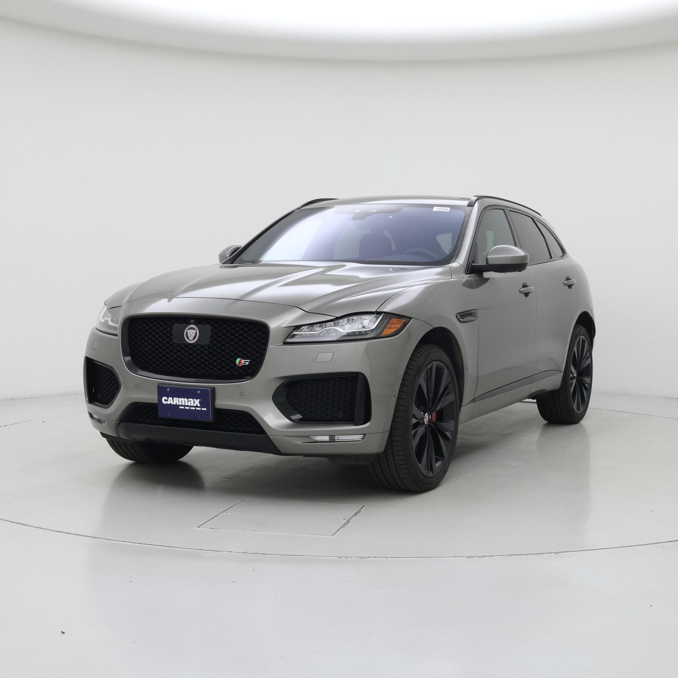Thumbnail: 2018 Jaguar F-Pace - 4