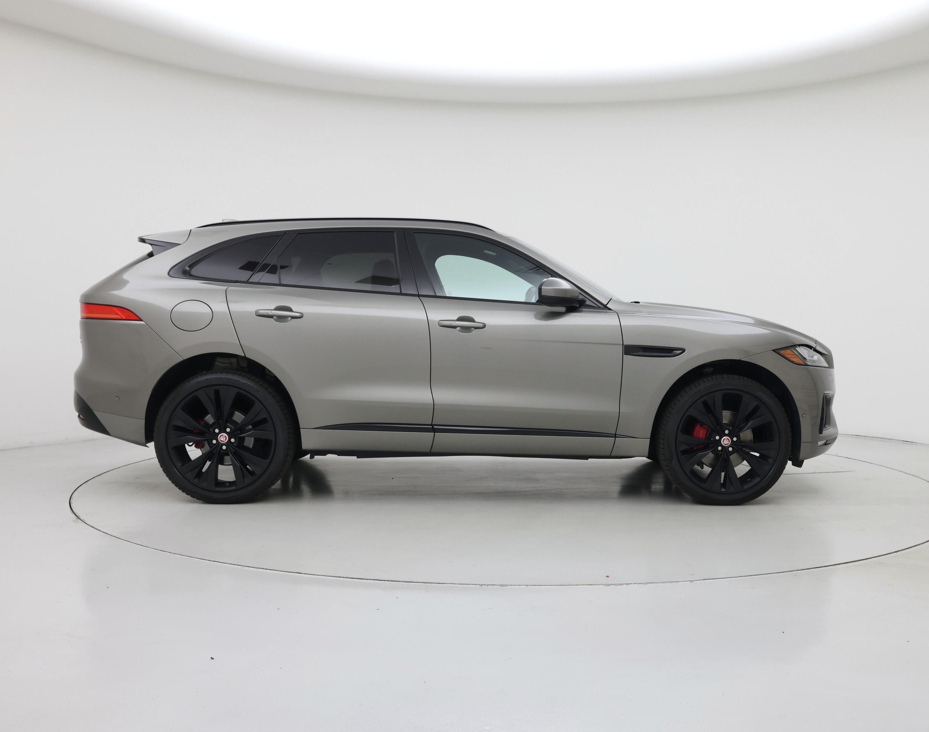 Thumbnail: 2018 Jaguar F-Pace - 7
