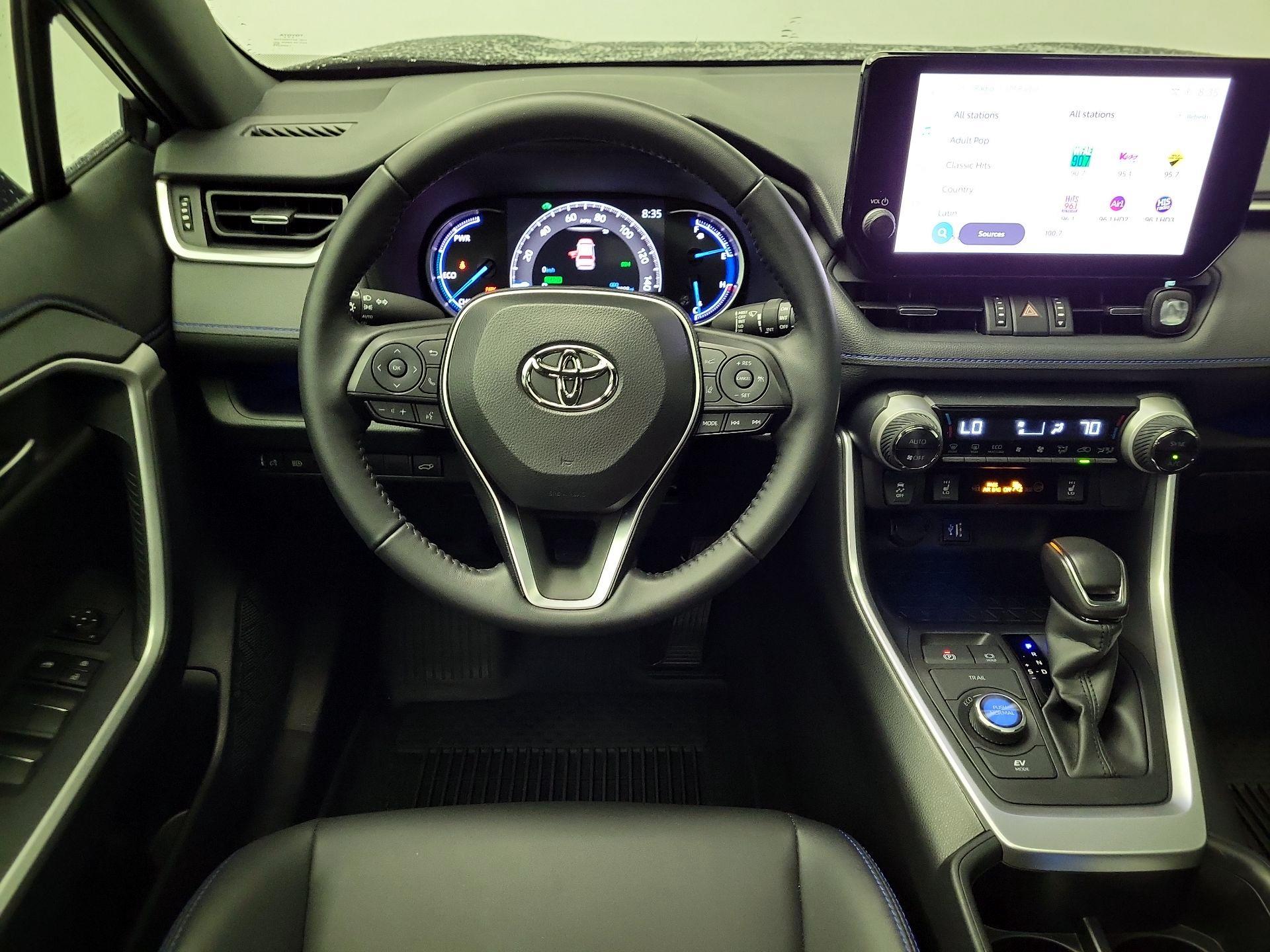 Thumbnail: 2025 Toyota RAV4 - 10