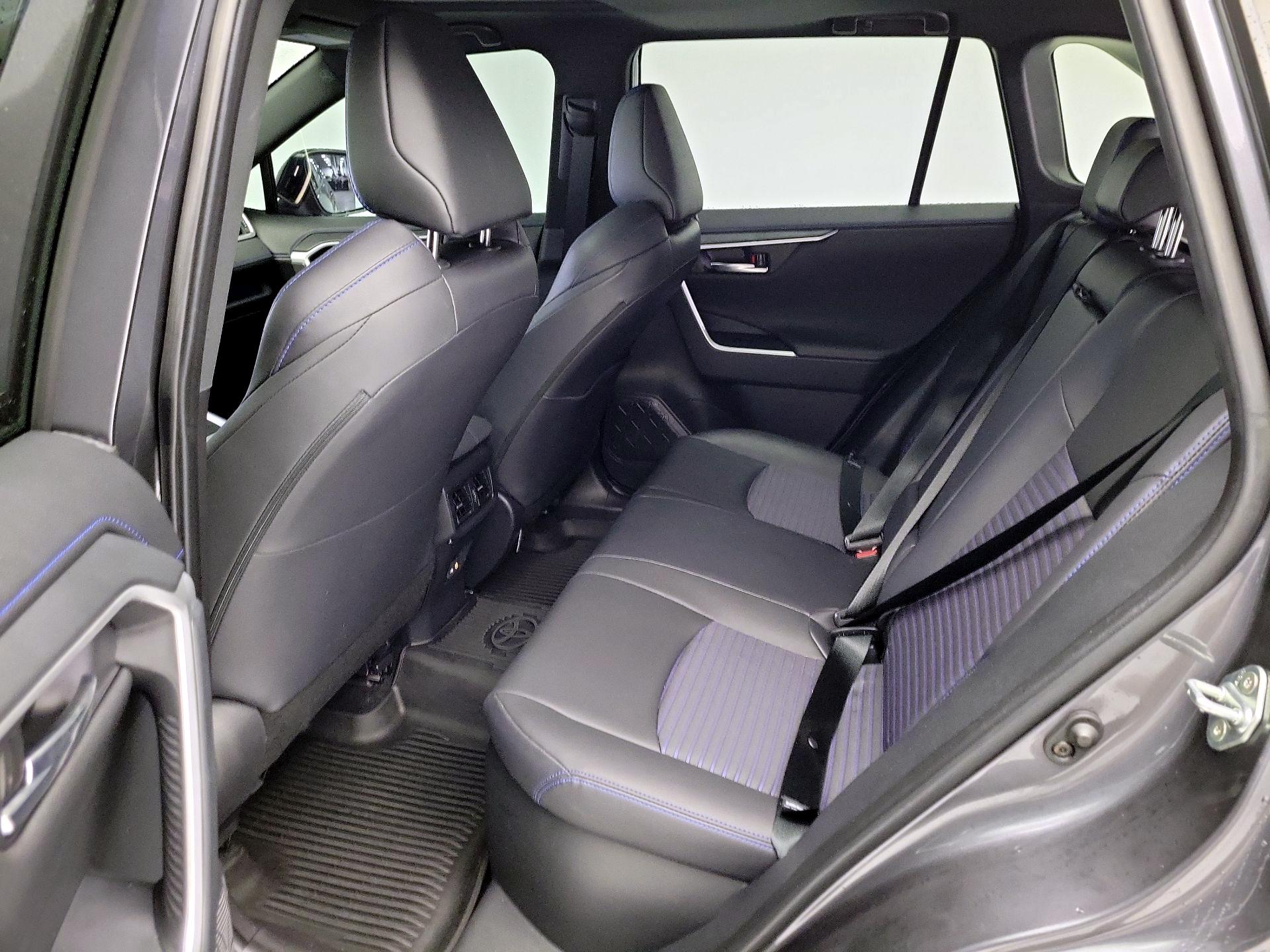 Thumbnail: 2025 Toyota RAV4 - 20