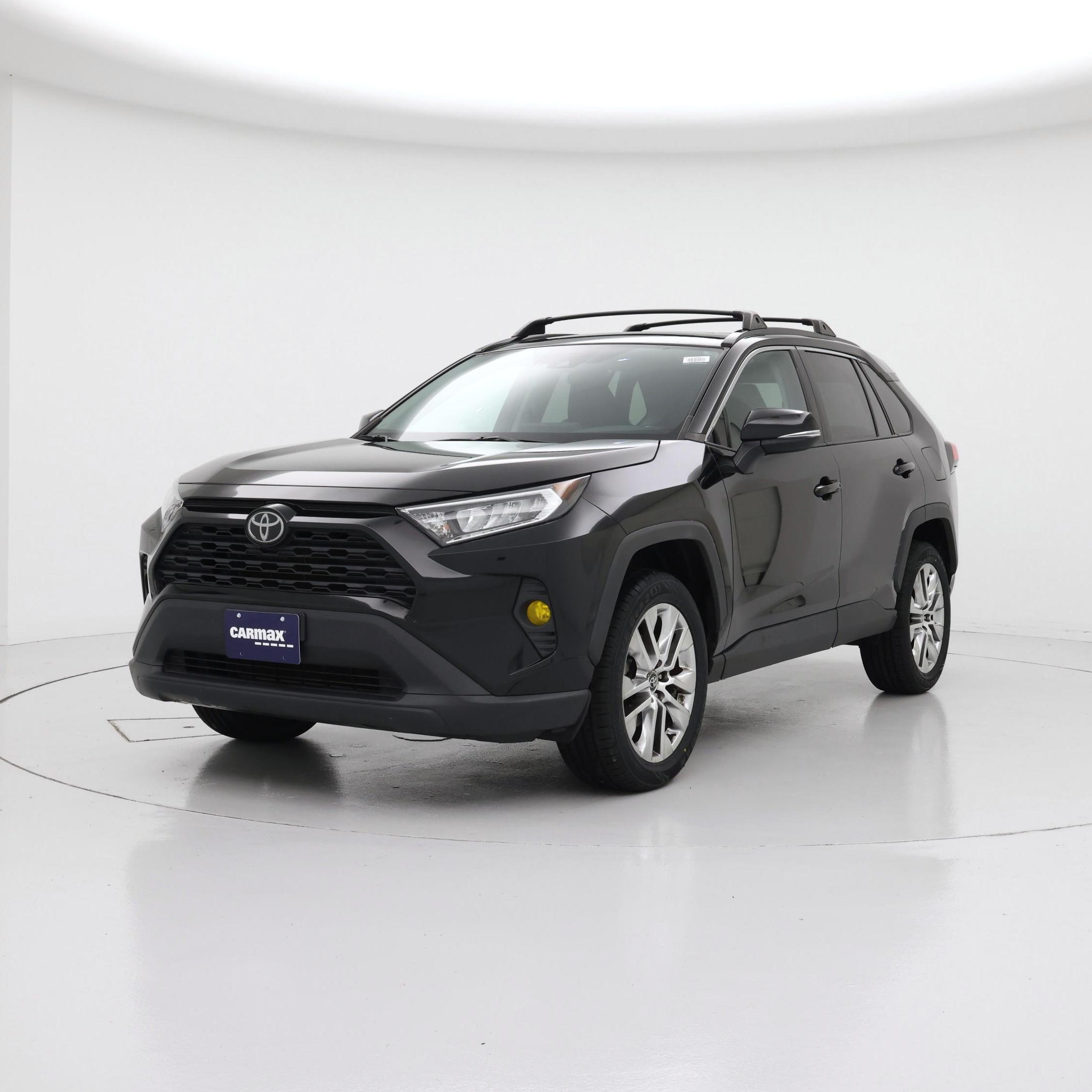 Thumbnail: 2021 Toyota RAV4 - 4