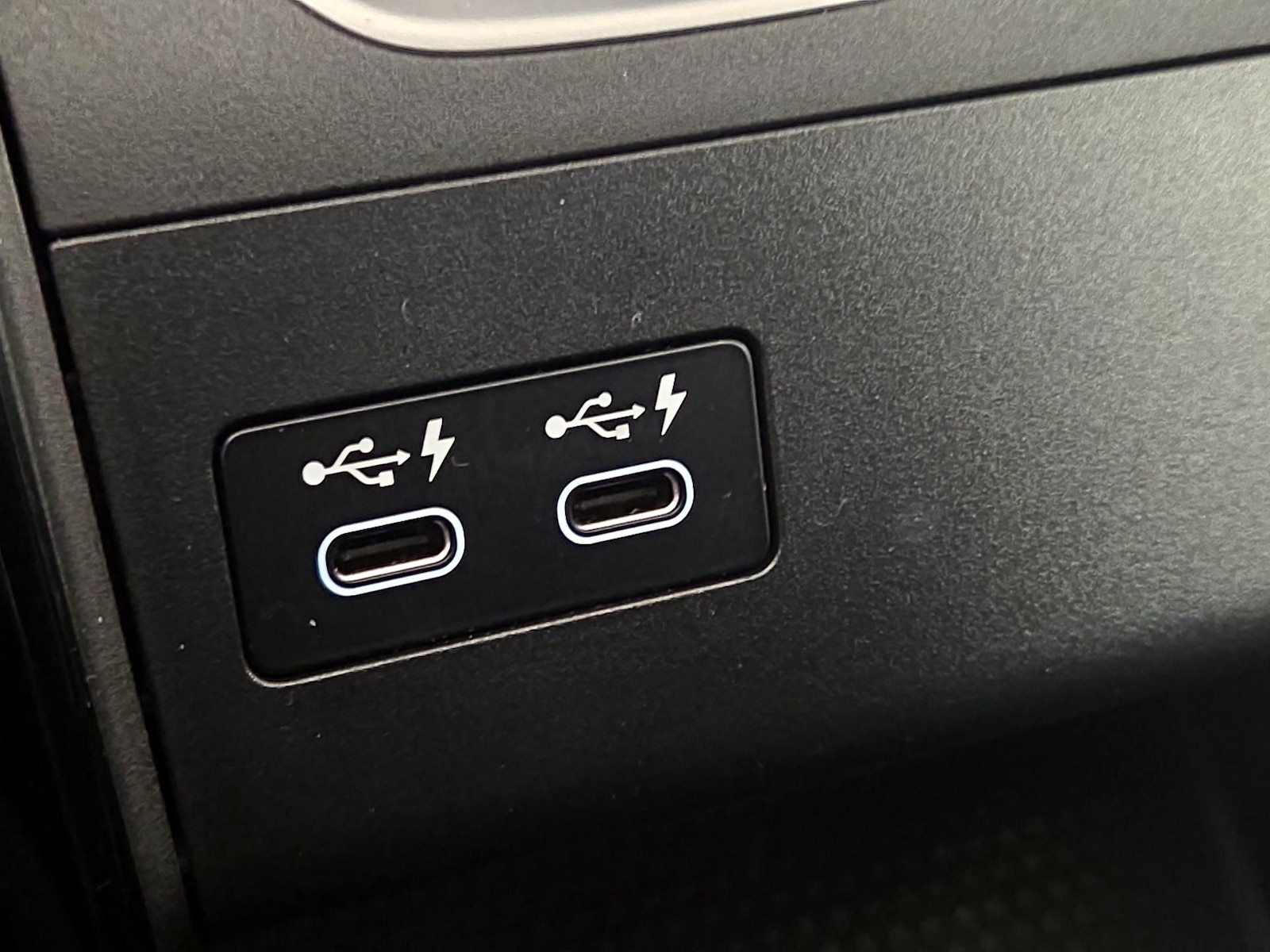 2024 BMW X1 28i - Photo 19
