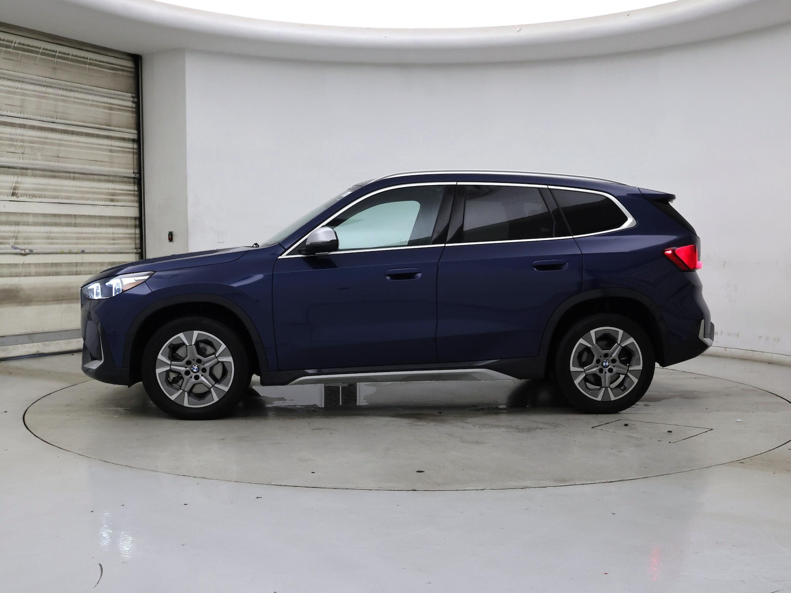 2024 BMW X1 28i - Photo 4