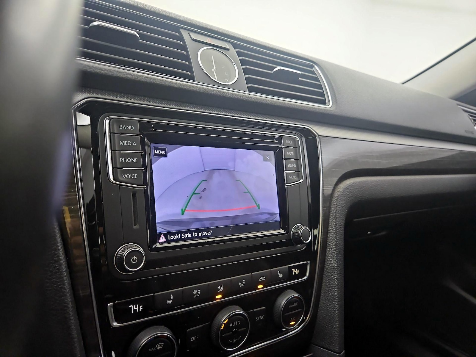 2017 Volkswagen Passat SE - Photo 13
