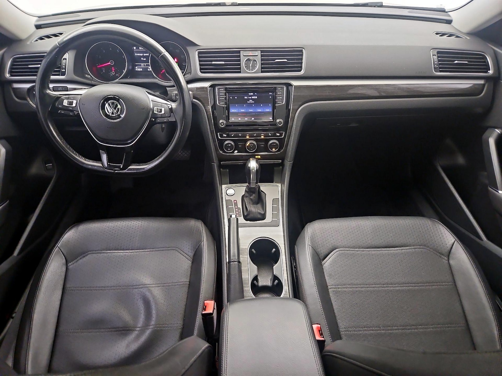 2017 Volkswagen Passat SE - Photo 8