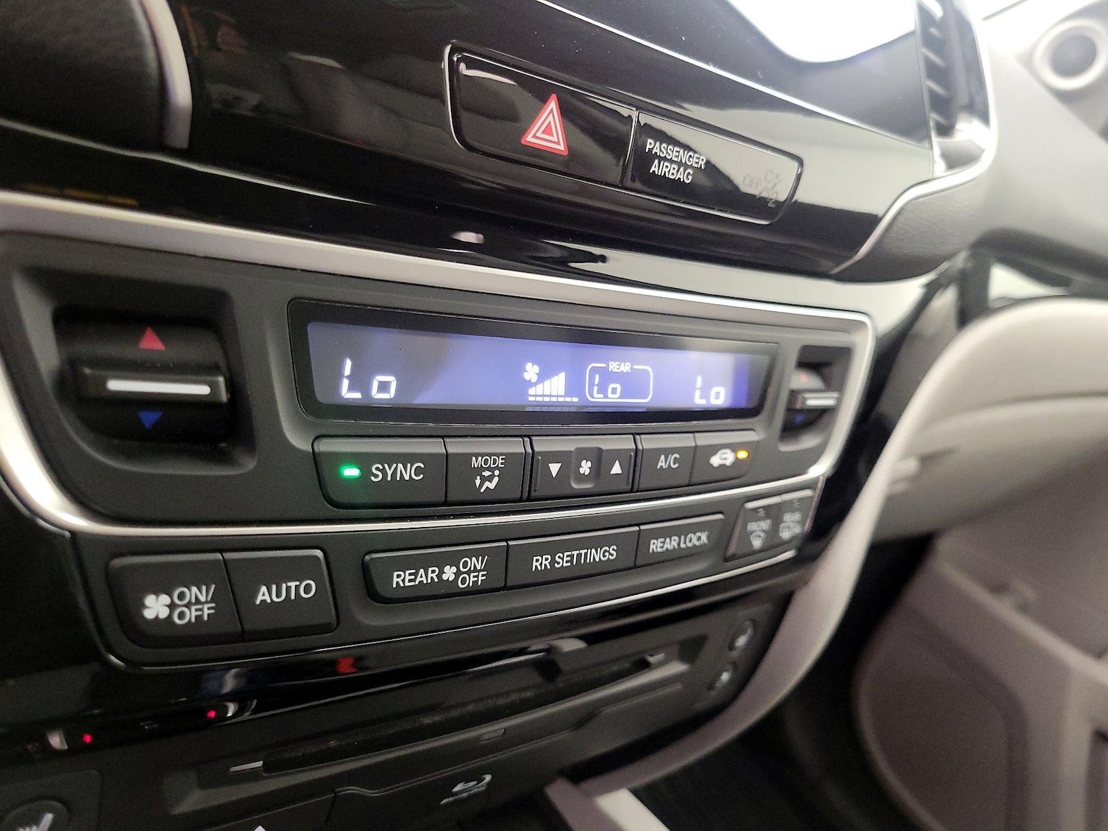 2020 Honda Pilot Elite - Photo 18