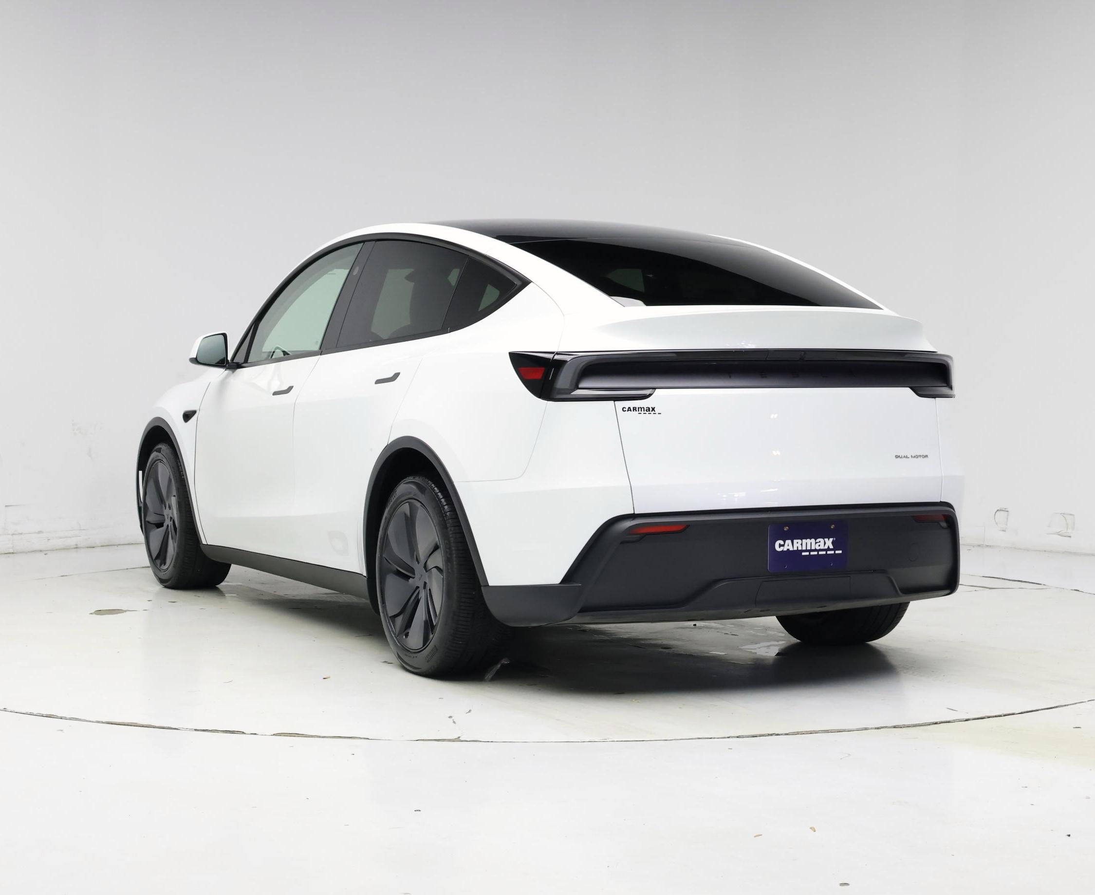 Thumbnail: 2026 Tesla Model Y - 2