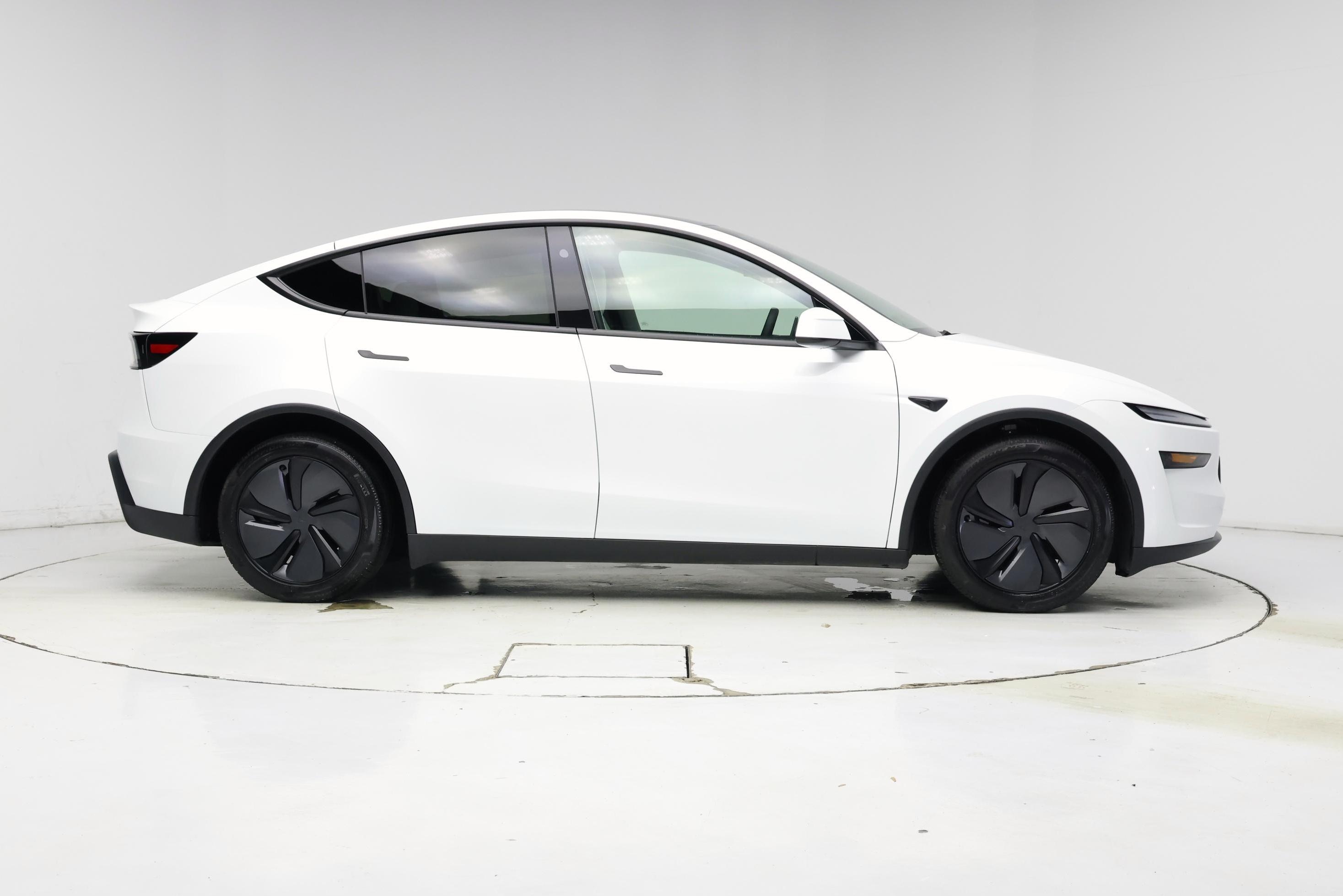 Thumbnail: 2026 Tesla Model Y - 7