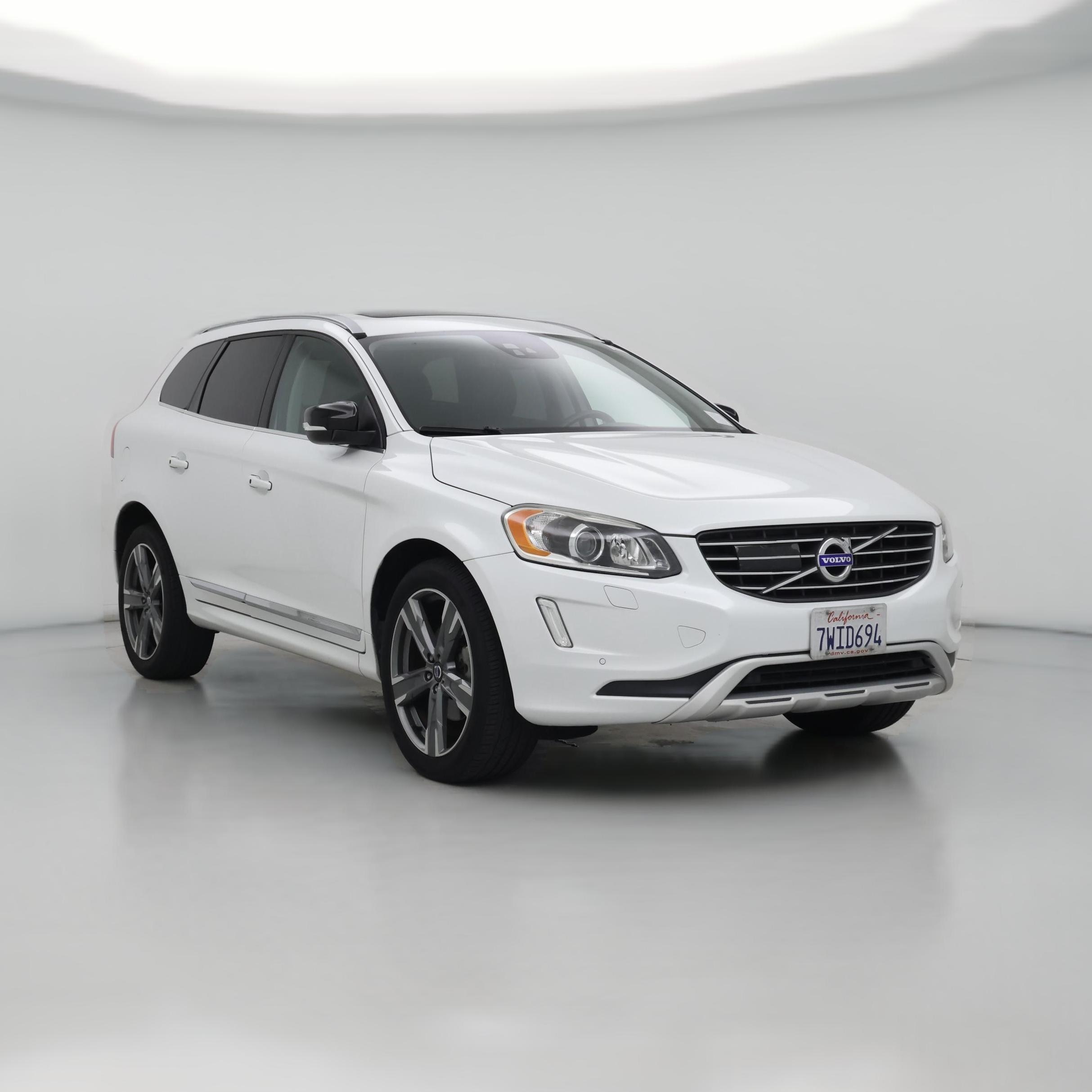 Thumbnail: 2017 Volvo XC60 - 1